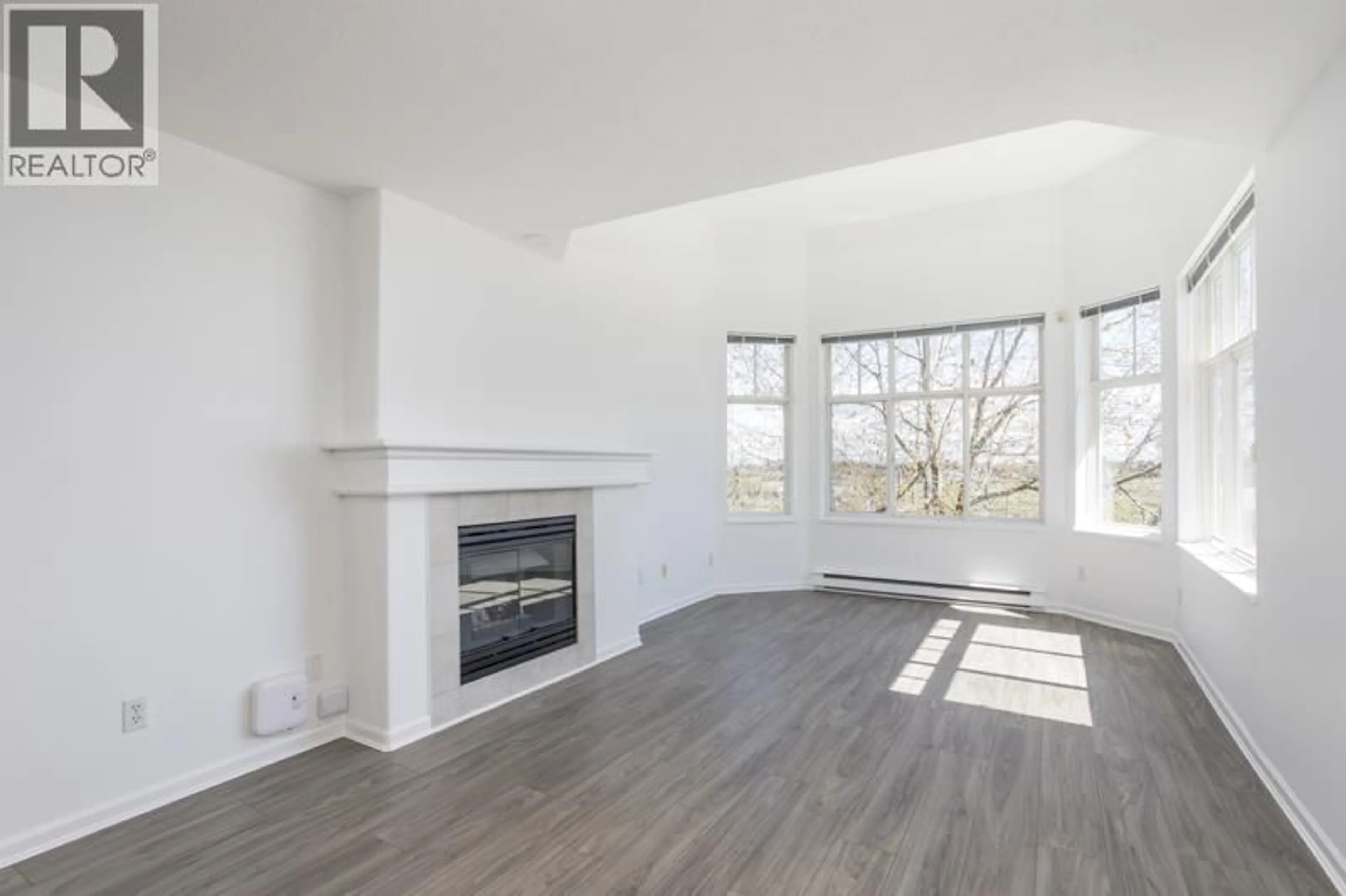 A pic of a room for 429 - 12633 NO. 2 ROAD, Richmond British Columbia V7E6N5