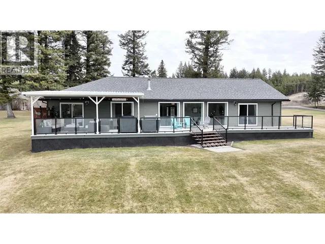 3556 CABIN ROAD, Lac La Hache 4