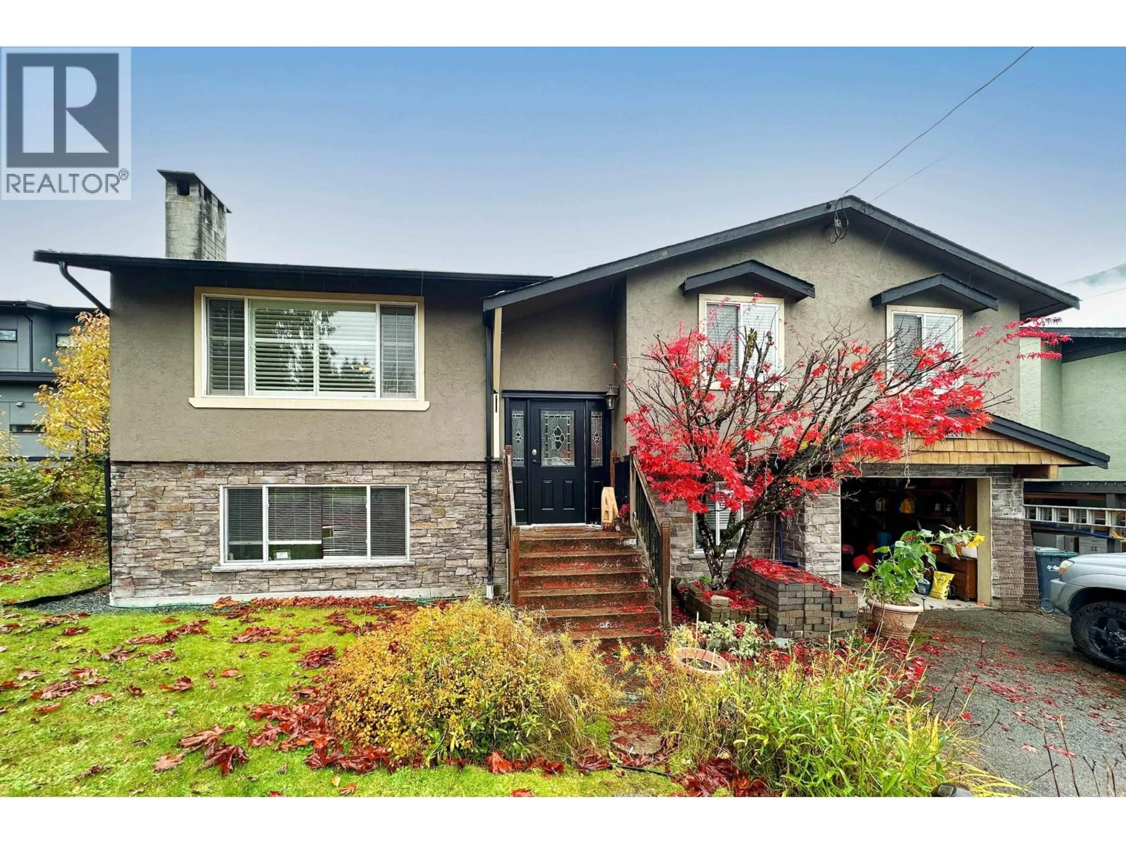 Home with vinyl exterior material, street for 1254 DEPOT ROAD, Squamish British Columbia V0N1H0