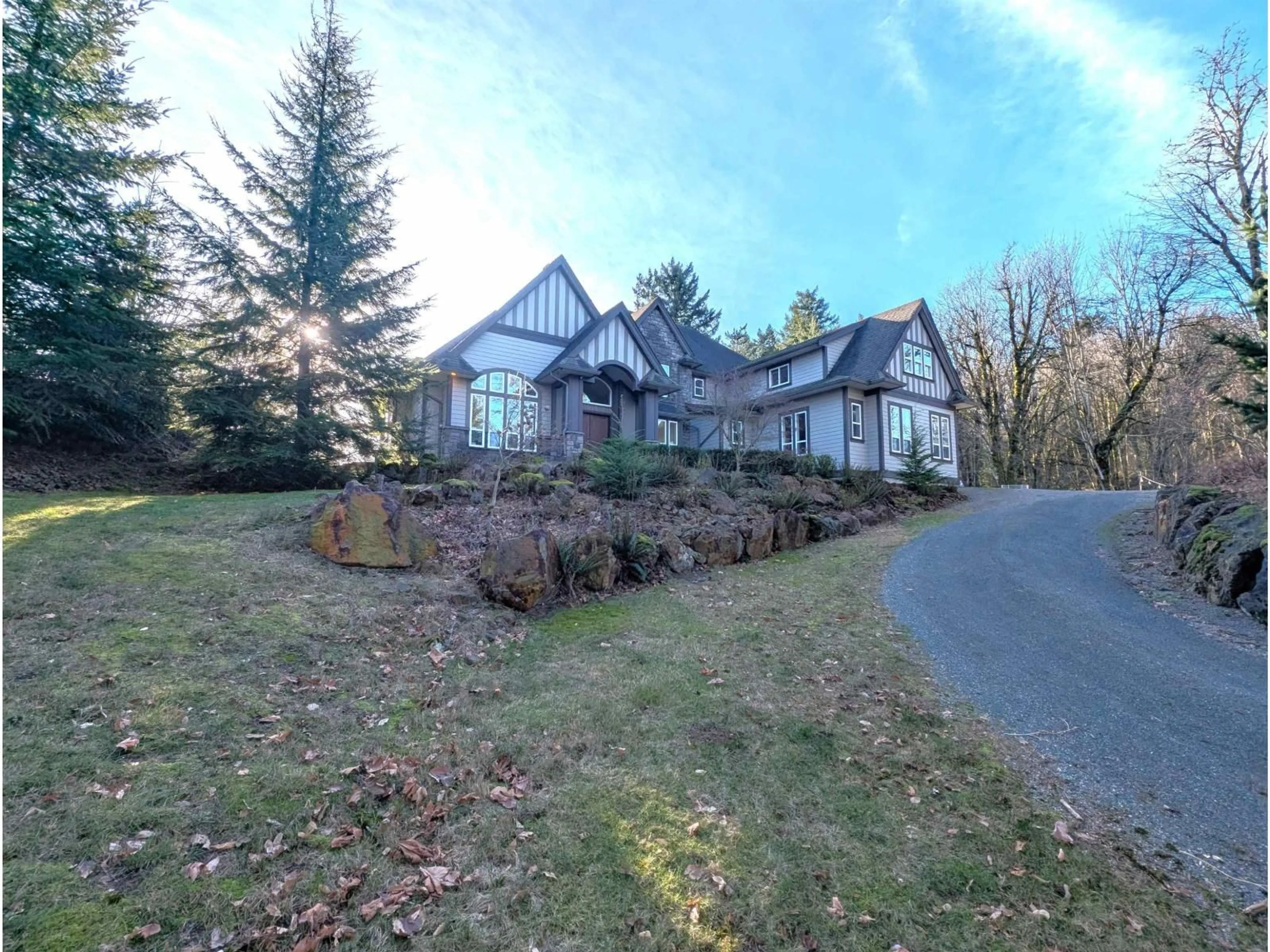 A pic from outside/outdoor area/front of a property/back of a property/a pic from drone, mountain view for 43350 HILLKEEP PLACE, Chilliwack British Columbia V2R4A4