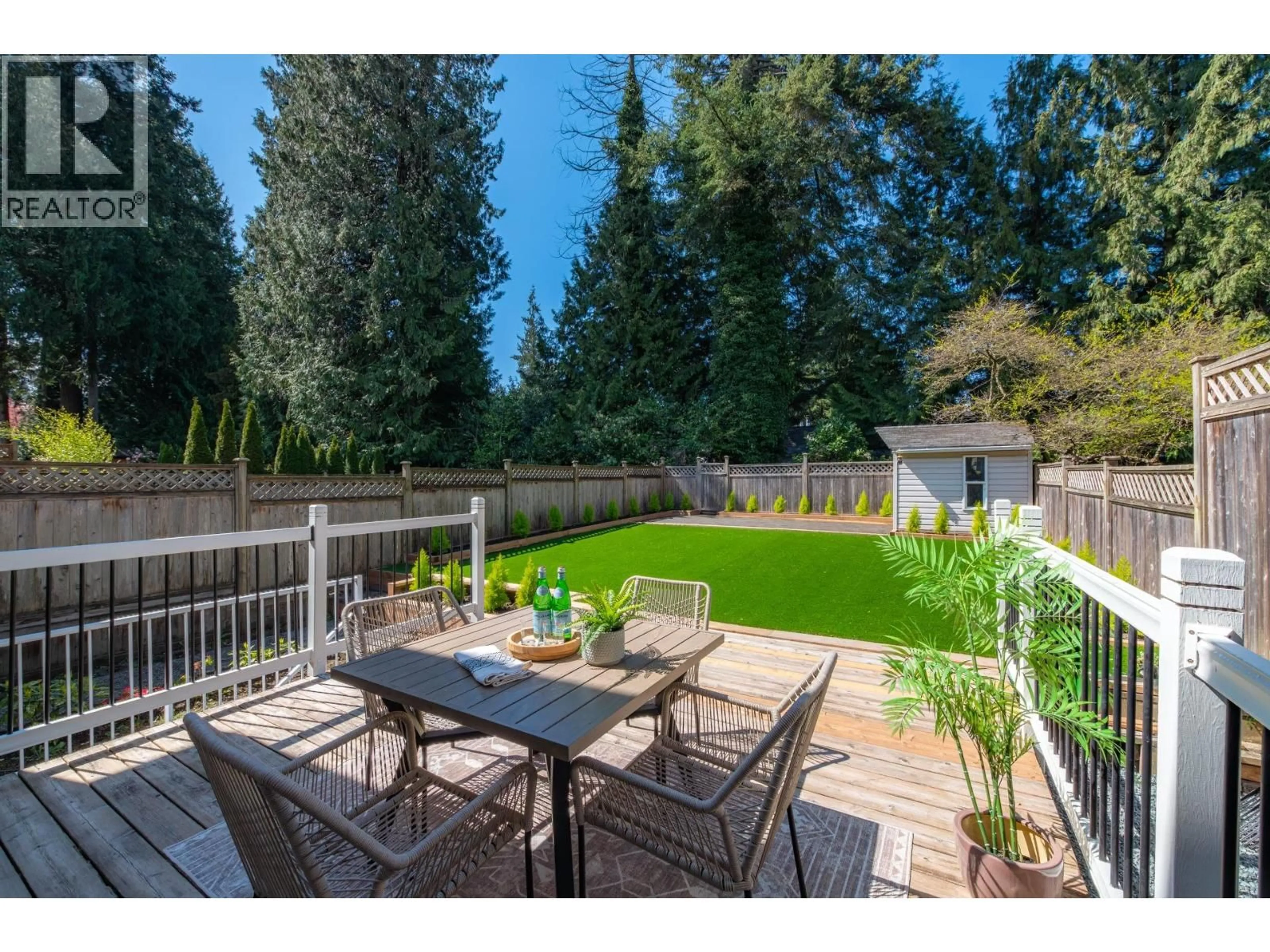 Patio, unknown for 2111 PHILIP AVENUE, North Vancouver British Columbia V7P2W5