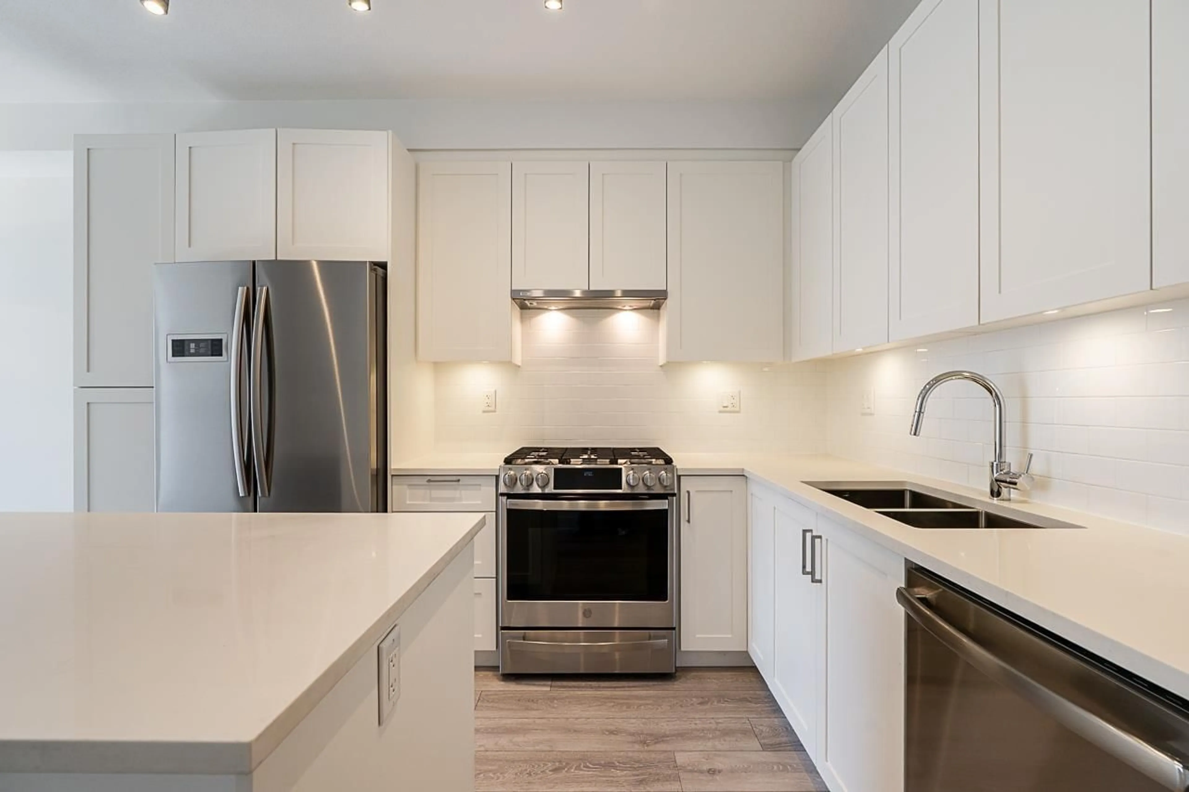 Unknown for 205 - 20673 78 AVENUE, Langley British Columbia V2Y3K1