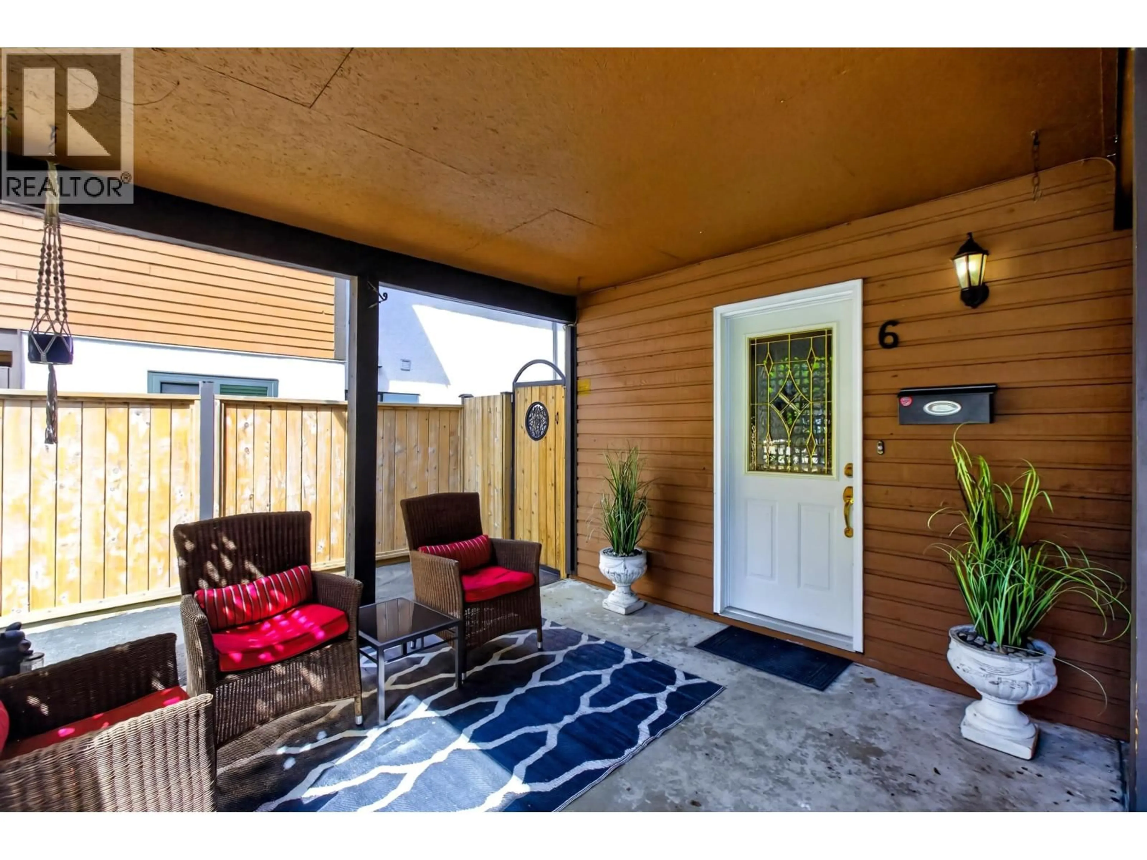 Unknown for 6 - 2719 ST. MICHAEL STREET, Port Coquitlam British Columbia V3B5R4