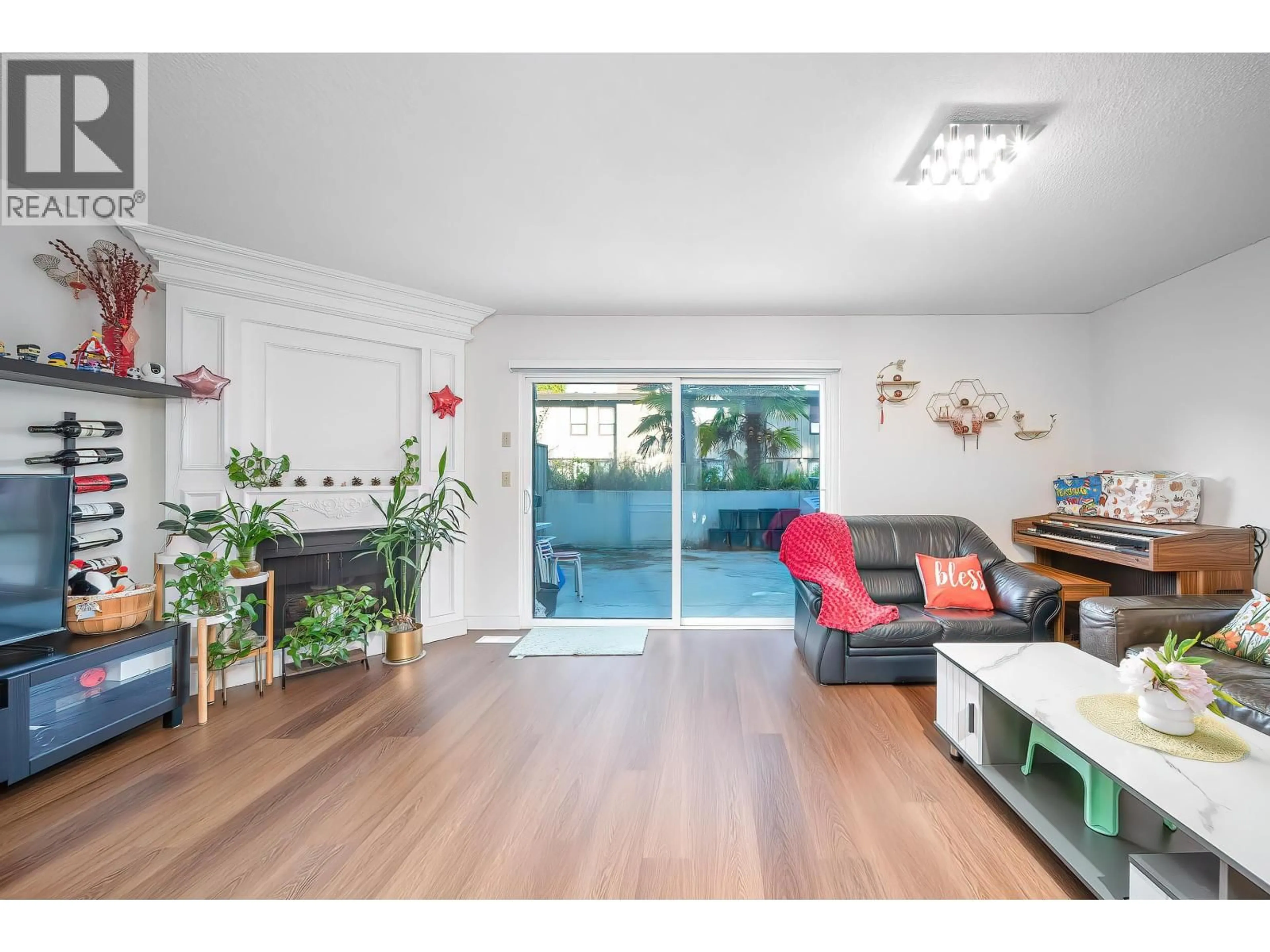 Unknown for 72 - 3180 58TH AVENUE, Vancouver British Columbia V5S3S8