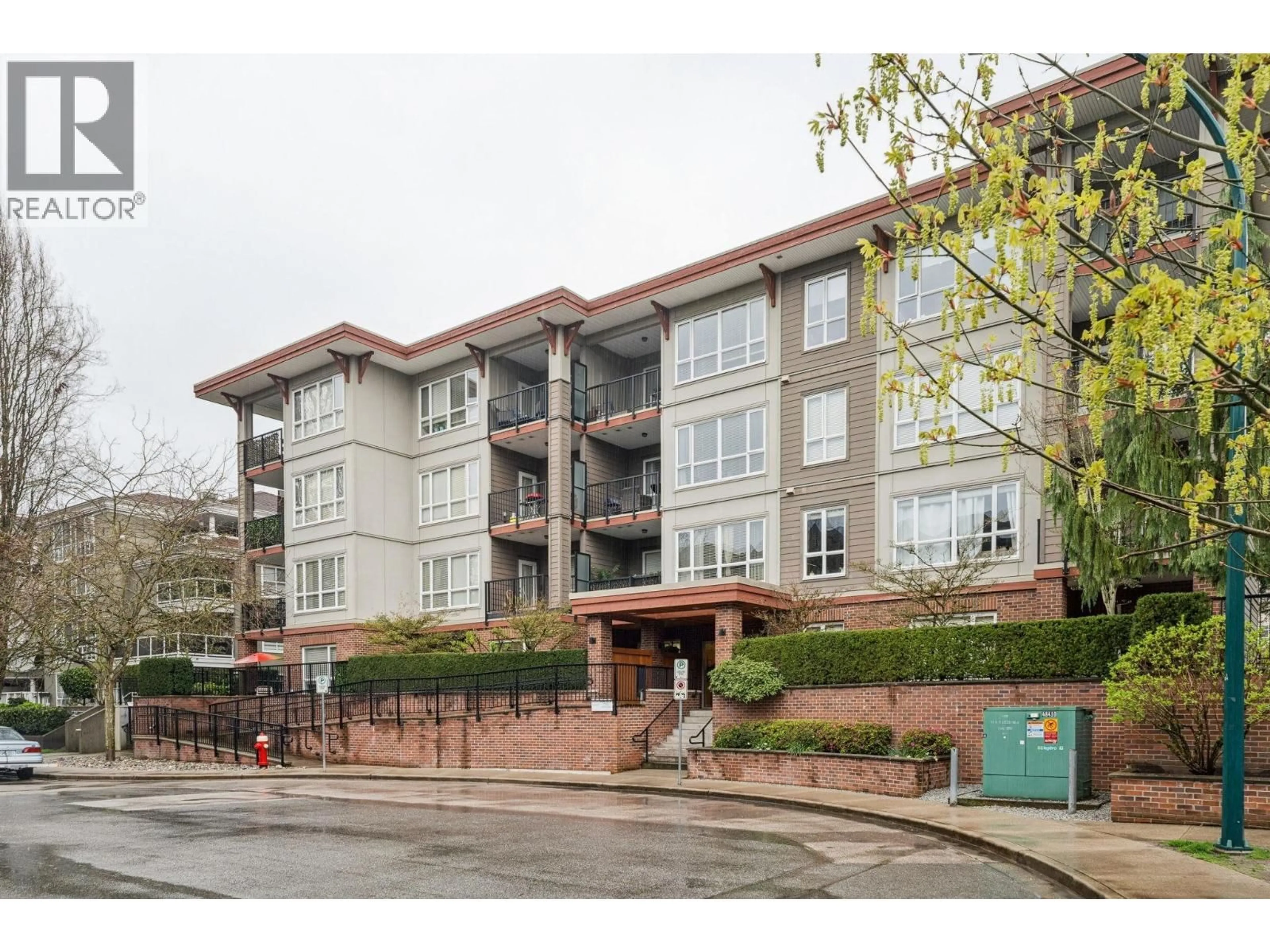 Unknown for 206 - 2473 ATKINS AVENUE, Port Coquitlam British Columbia V3C0C4