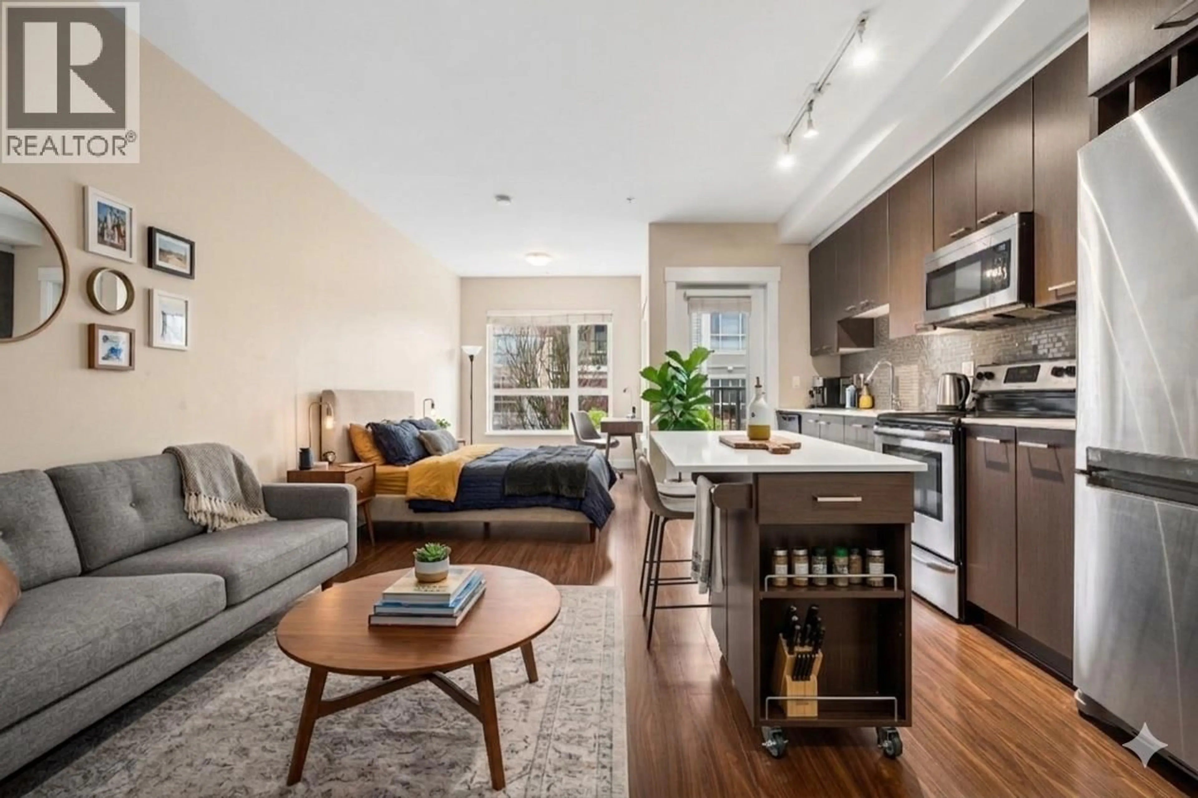 Open concept kitchen, unknown for 206 - 2473 ATKINS AVENUE, Port Coquitlam British Columbia V3C0C4