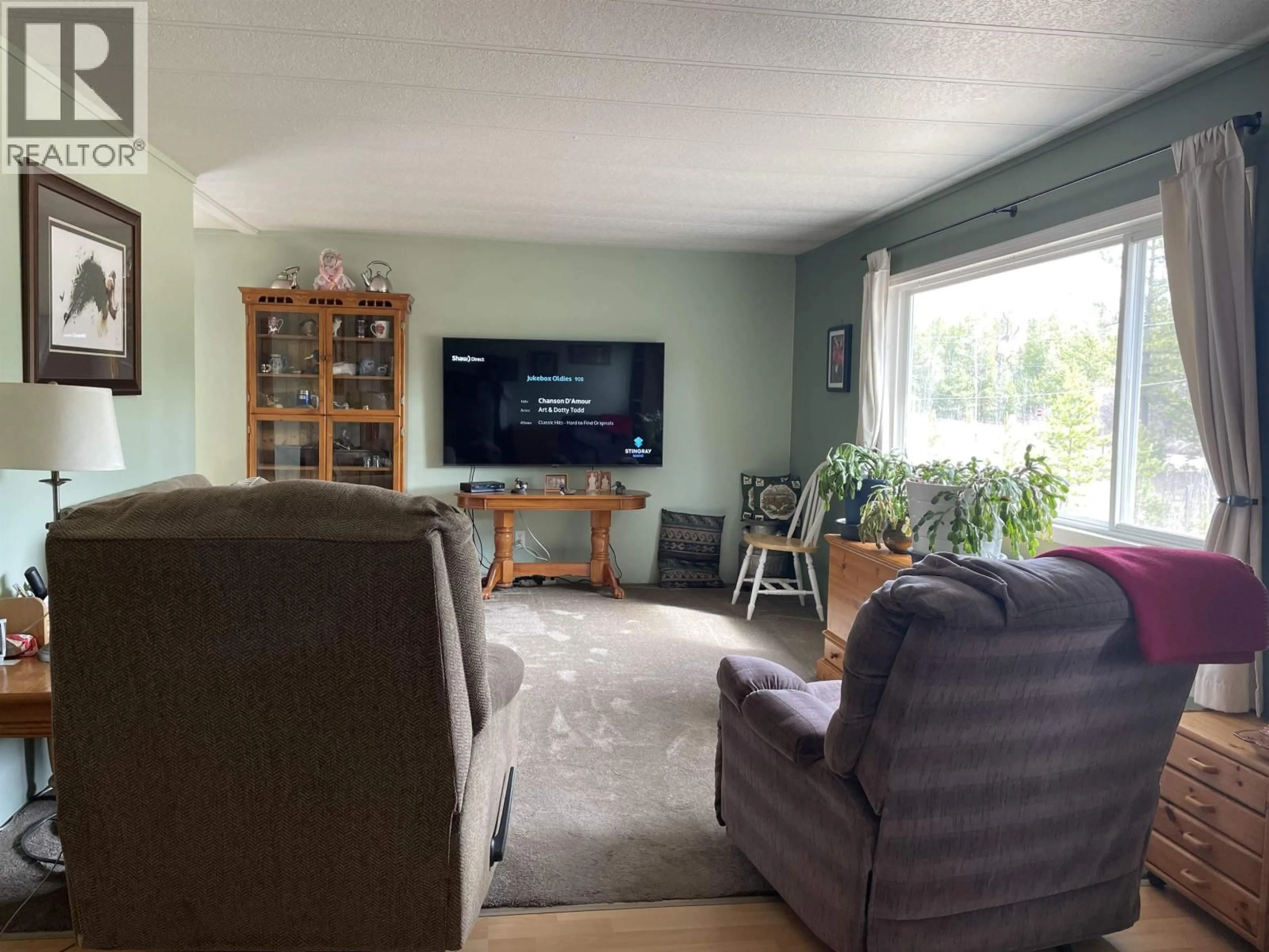 Living room with furniture, unknown for 7008 HOLMES ROAD, Lone Butte British Columbia V0K1X1