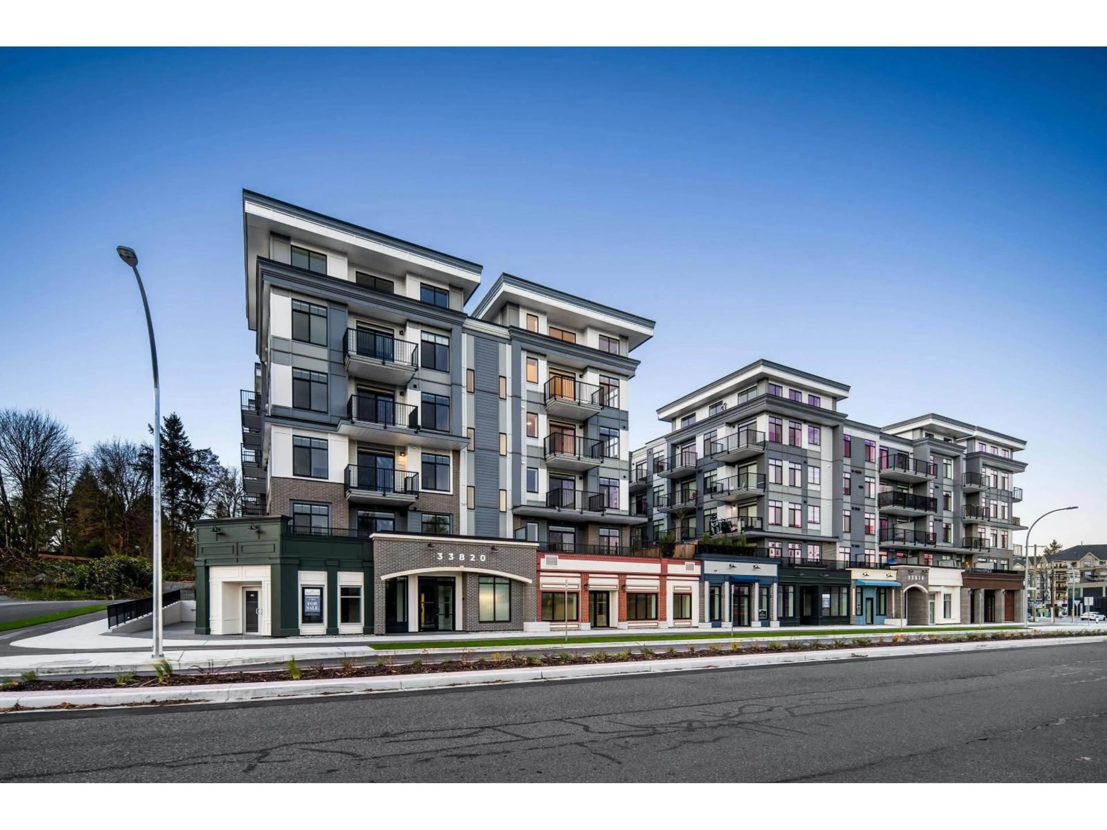 Blurry image for 404 - 33820 SOUTH FRASER WAY, Abbotsford British Columbia V2S2C5