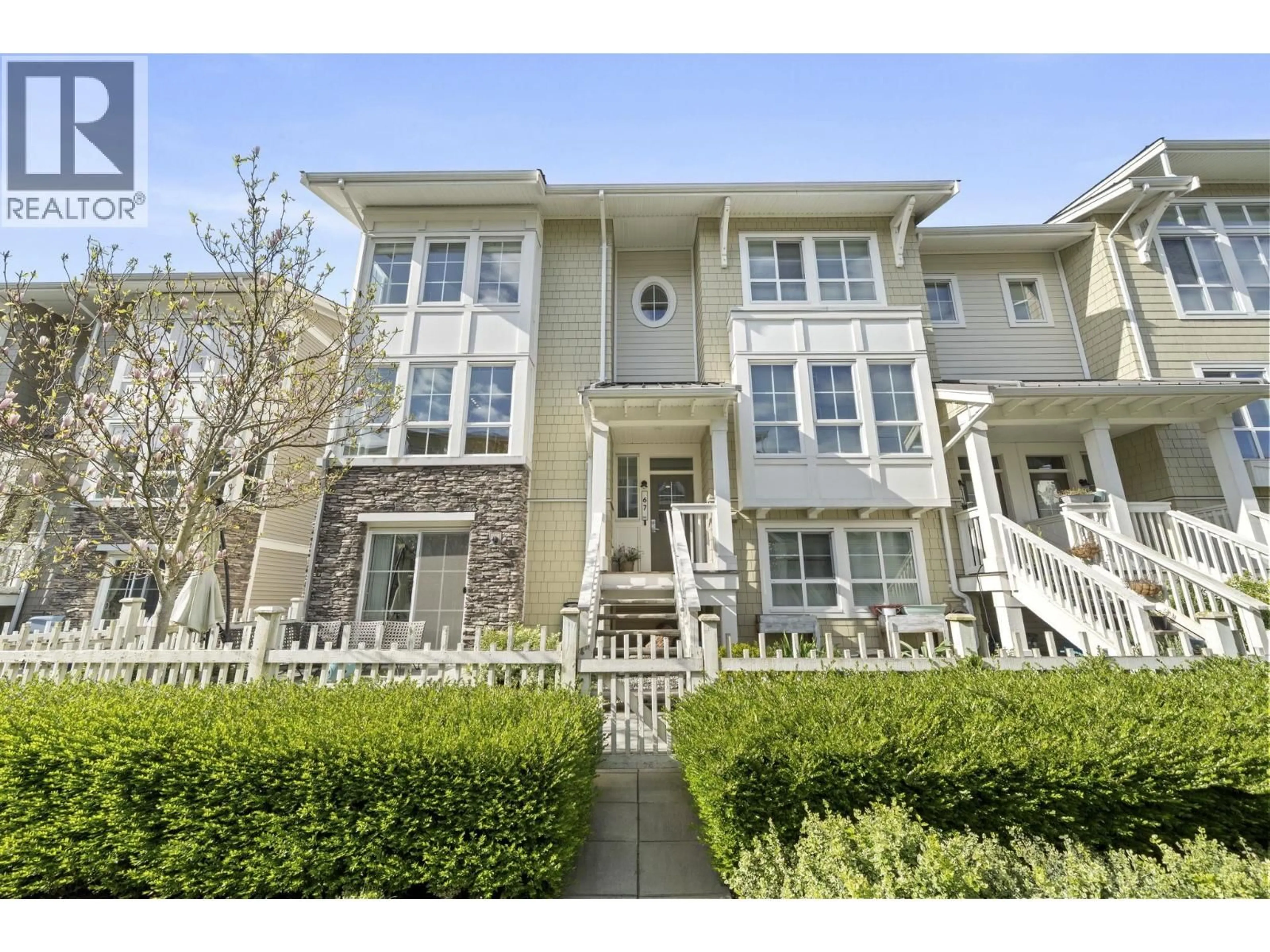 Unknown for 67 - 5551 ADMIRAL WAY, Delta British Columbia V4K0C9