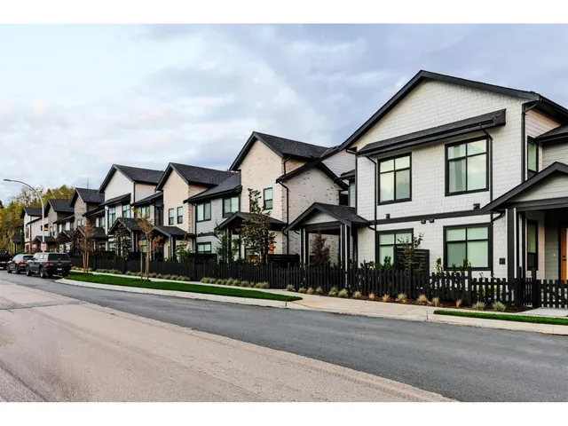25 - 20645 68 AVENUE, Langley 2