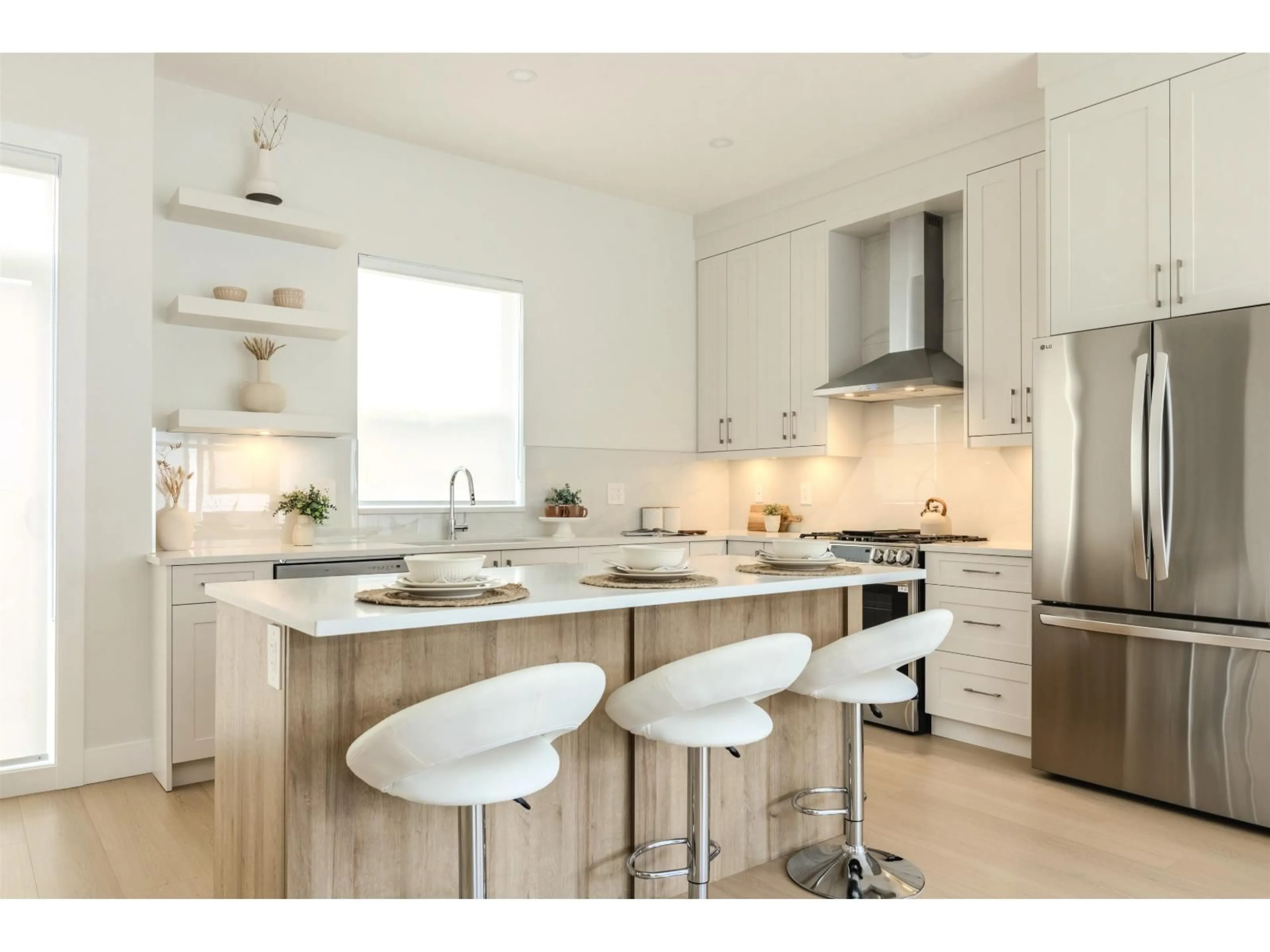 Contemporary kitchen, unknown for 25 - 20645 68 AVENUE, Langley British Columbia V2Y3Z4