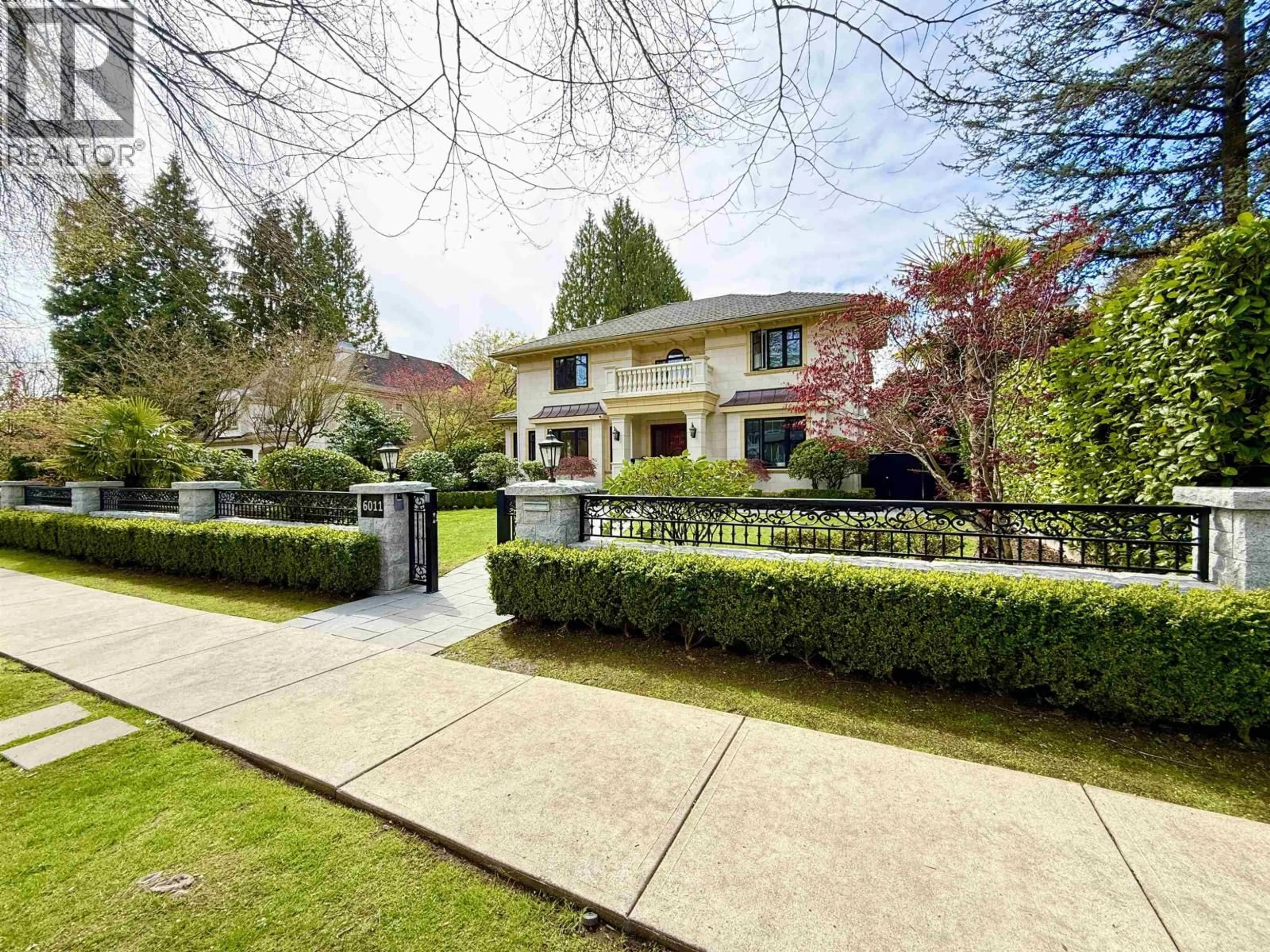 A pic from outside/outdoor area/front of a property/back of a property/a pic from drone, street for 6011 CHURCHILL STREET, Vancouver British Columbia V6M3H4