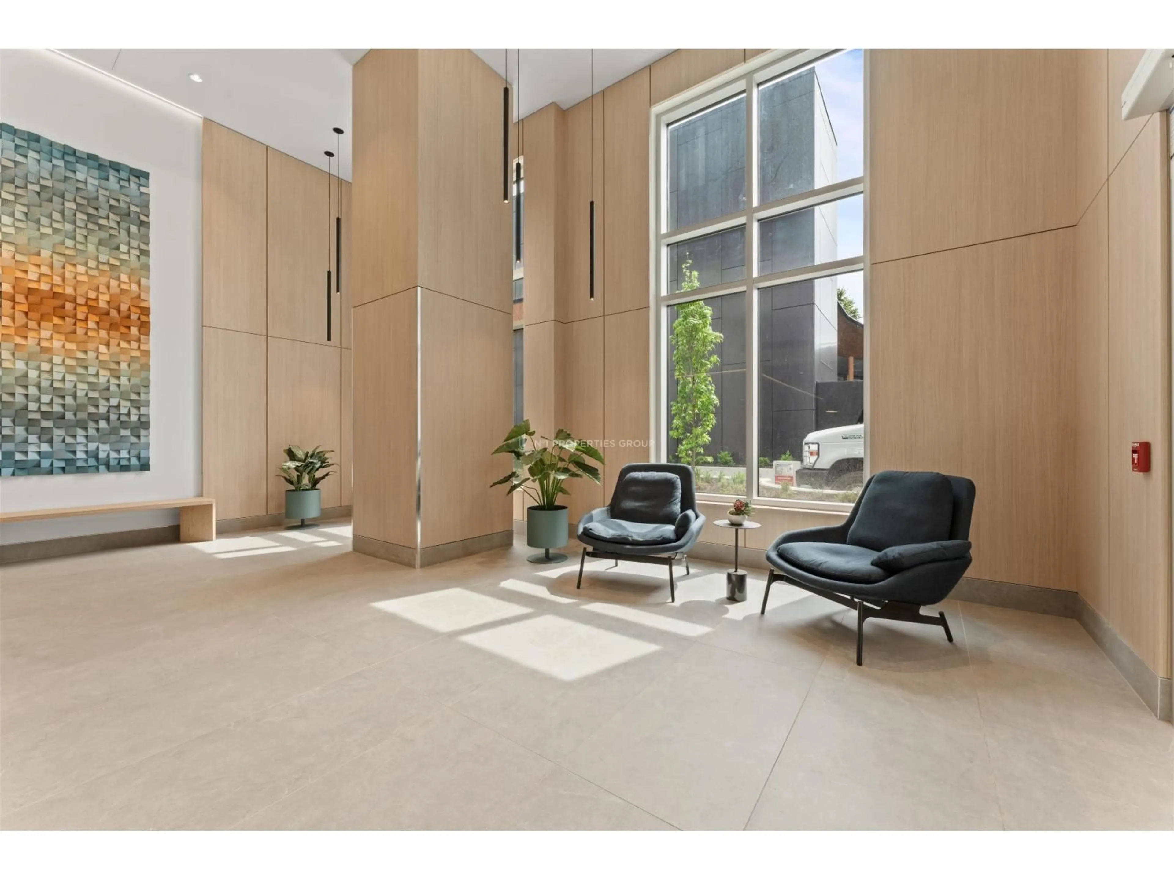 Lobby for 808 - 13725 GEORGE JUNCTION, Surrey British Columbia V3T0V7