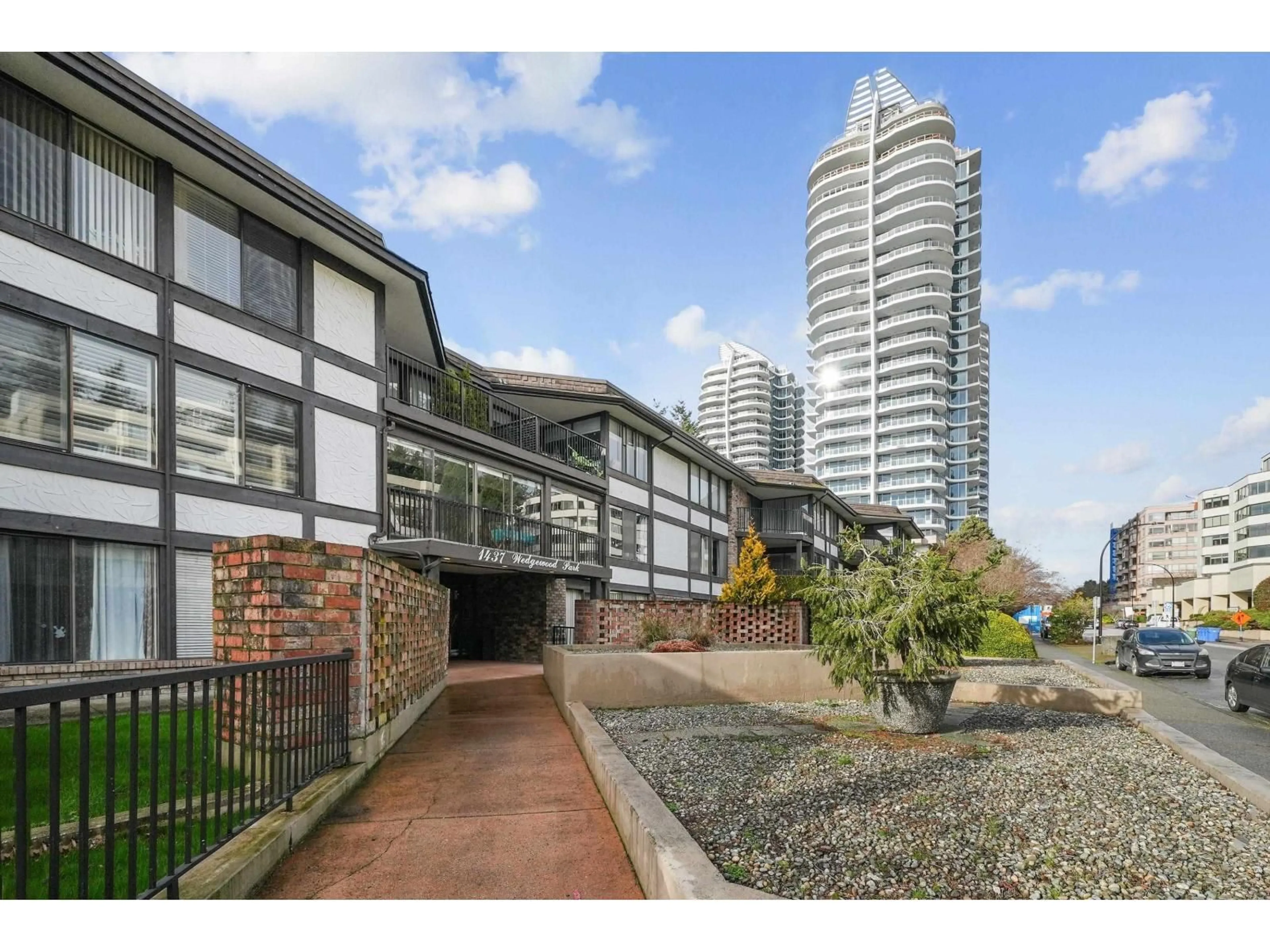 Unknown for 308 - 1437 FOSTER STREET, White Rock British Columbia V4B3X6