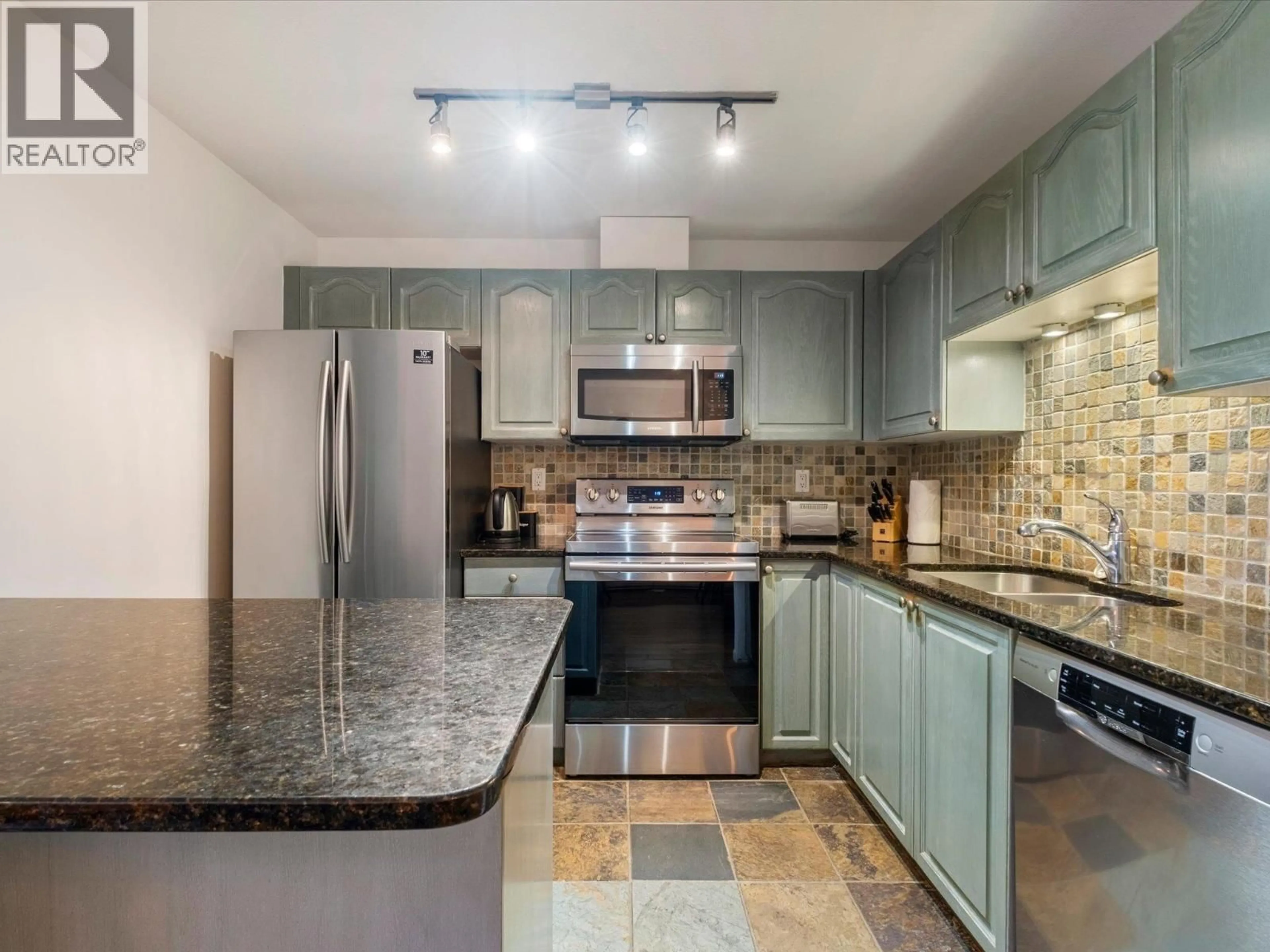 Unknown for 20 - 4325 NORTHLANDS BOULEVARD, Whistler British Columbia V0N1B4