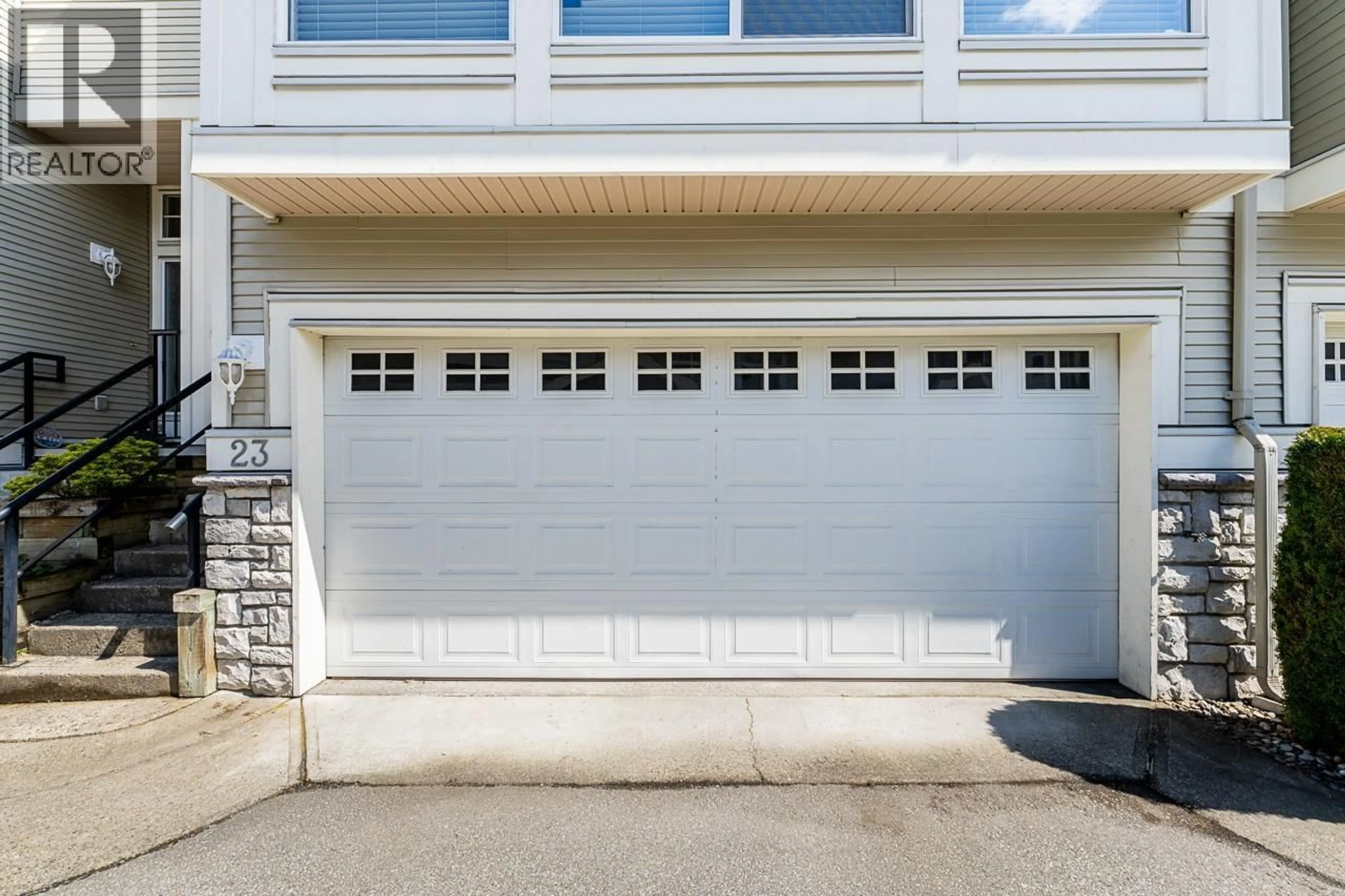 Indoor garage for 23 - 23343 KANAKA WAY, Maple Ridge British Columbia V2W2B6