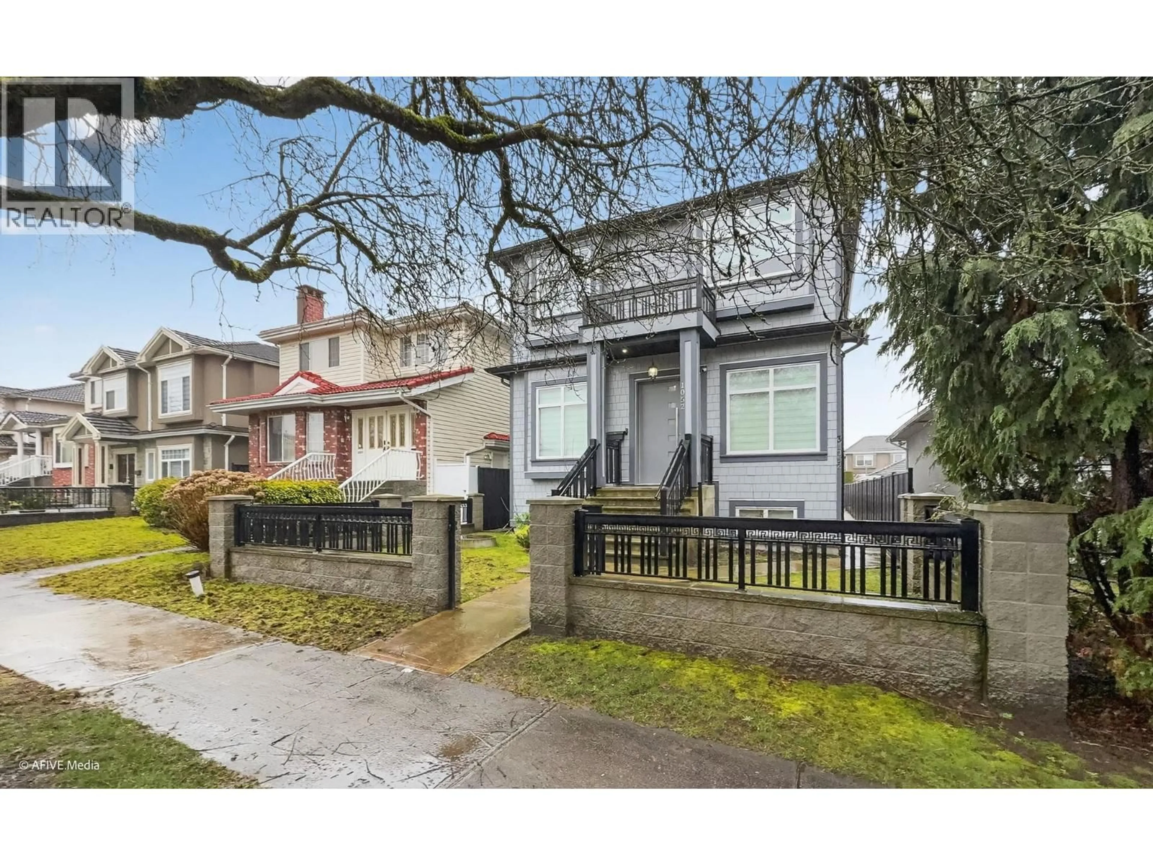 Unknown for 1052 50TH AVENUE, Vancouver British Columbia V5X1B8
