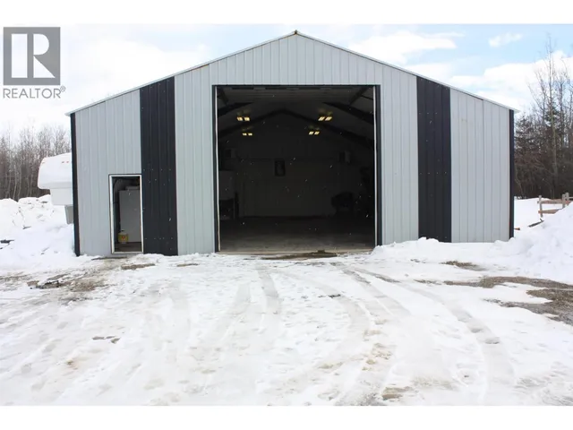 2291 CECIL LAKE ROAD, Fort St. John 2