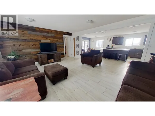 2291 CECIL LAKE ROAD, Fort St. John 5