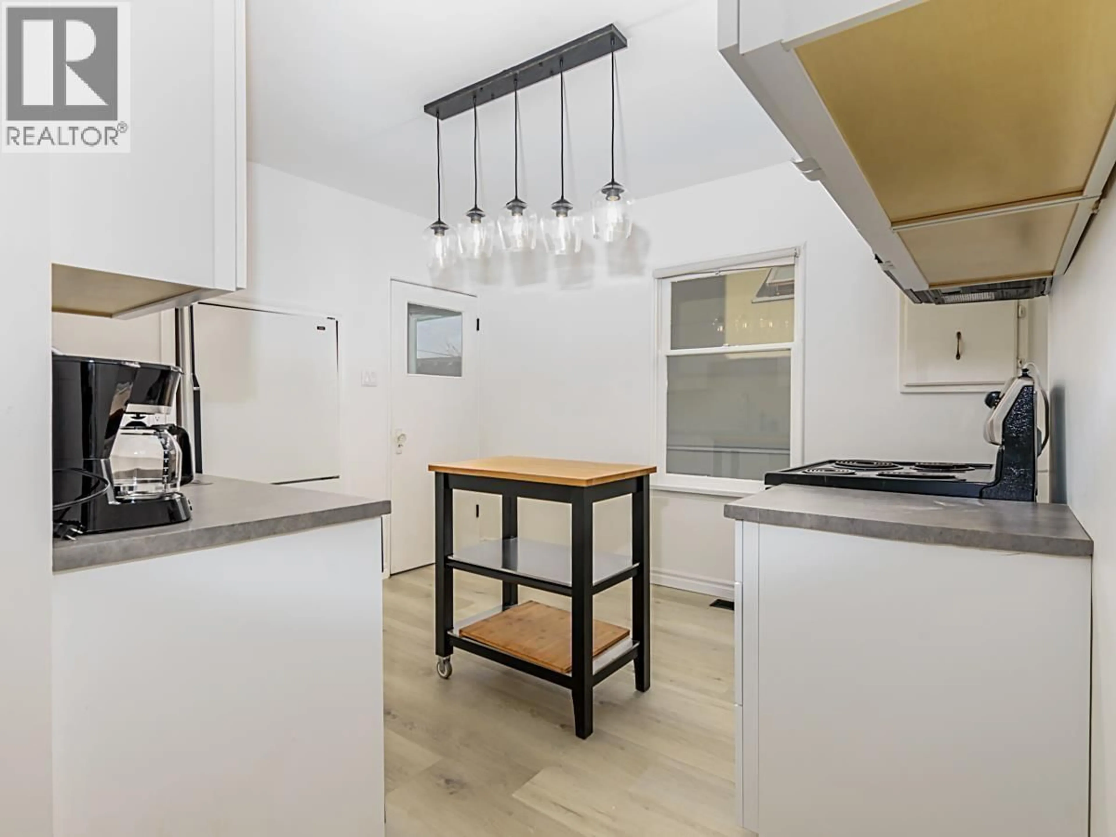 Unknown for 5231 CULLODEN STREET, Vancouver British Columbia V5W3R5