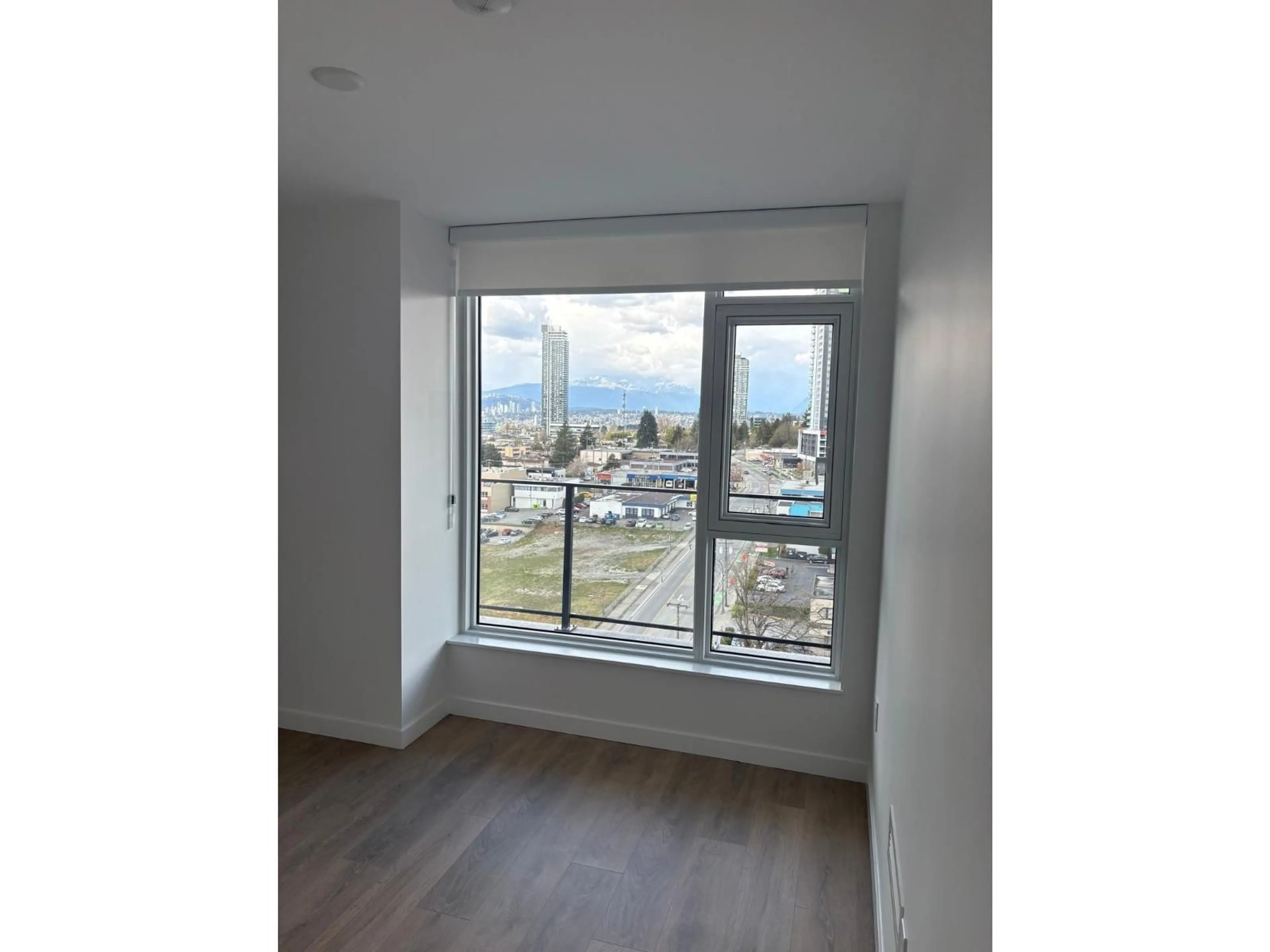A pic of a room for 1111 - 13738 CENTRAL AVENUE, Surrey British Columbia V3T0X5