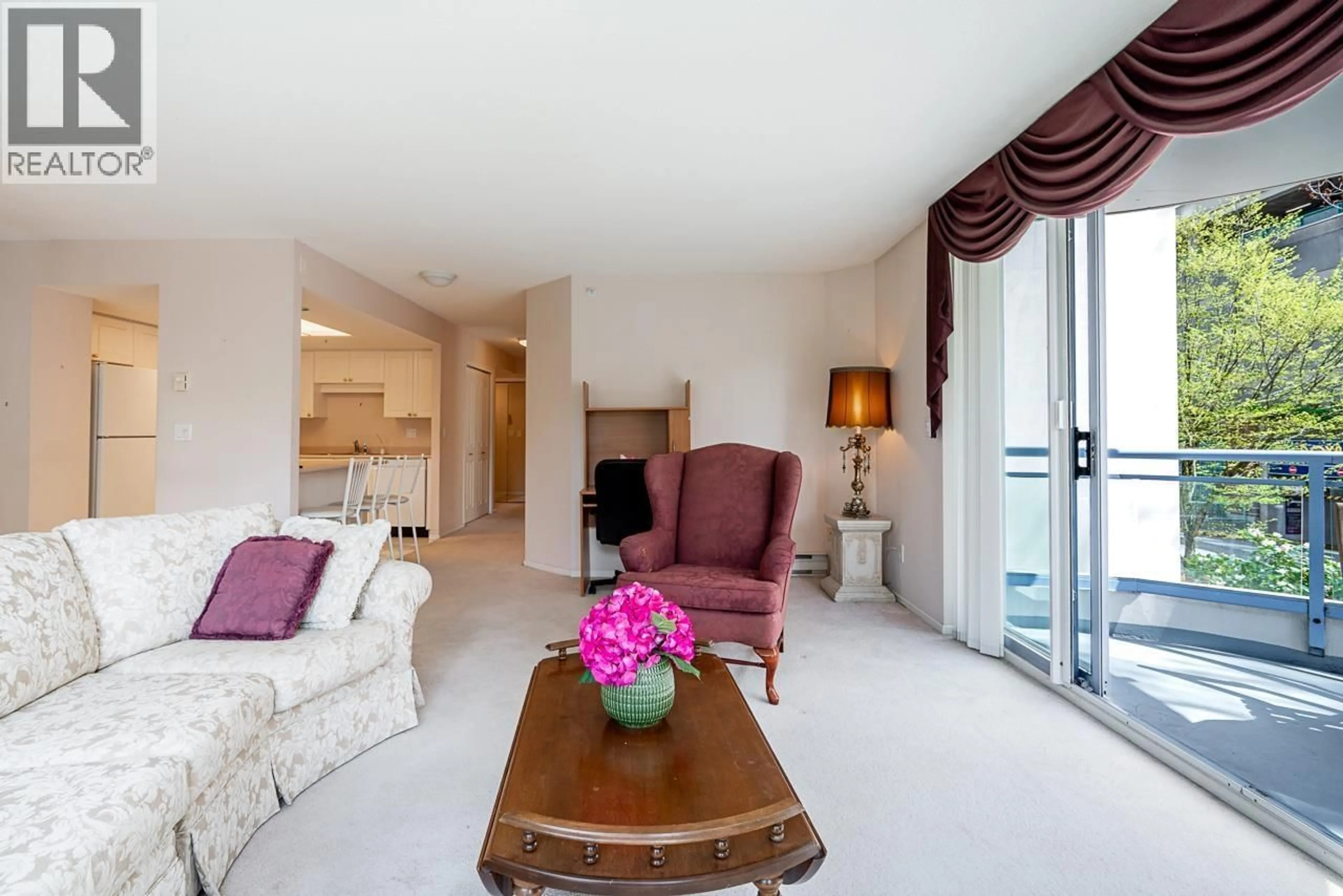 Living room with furniture, unknown for 204 - 739 PRINCESS STREET, New Westminster British Columbia V3M6V6