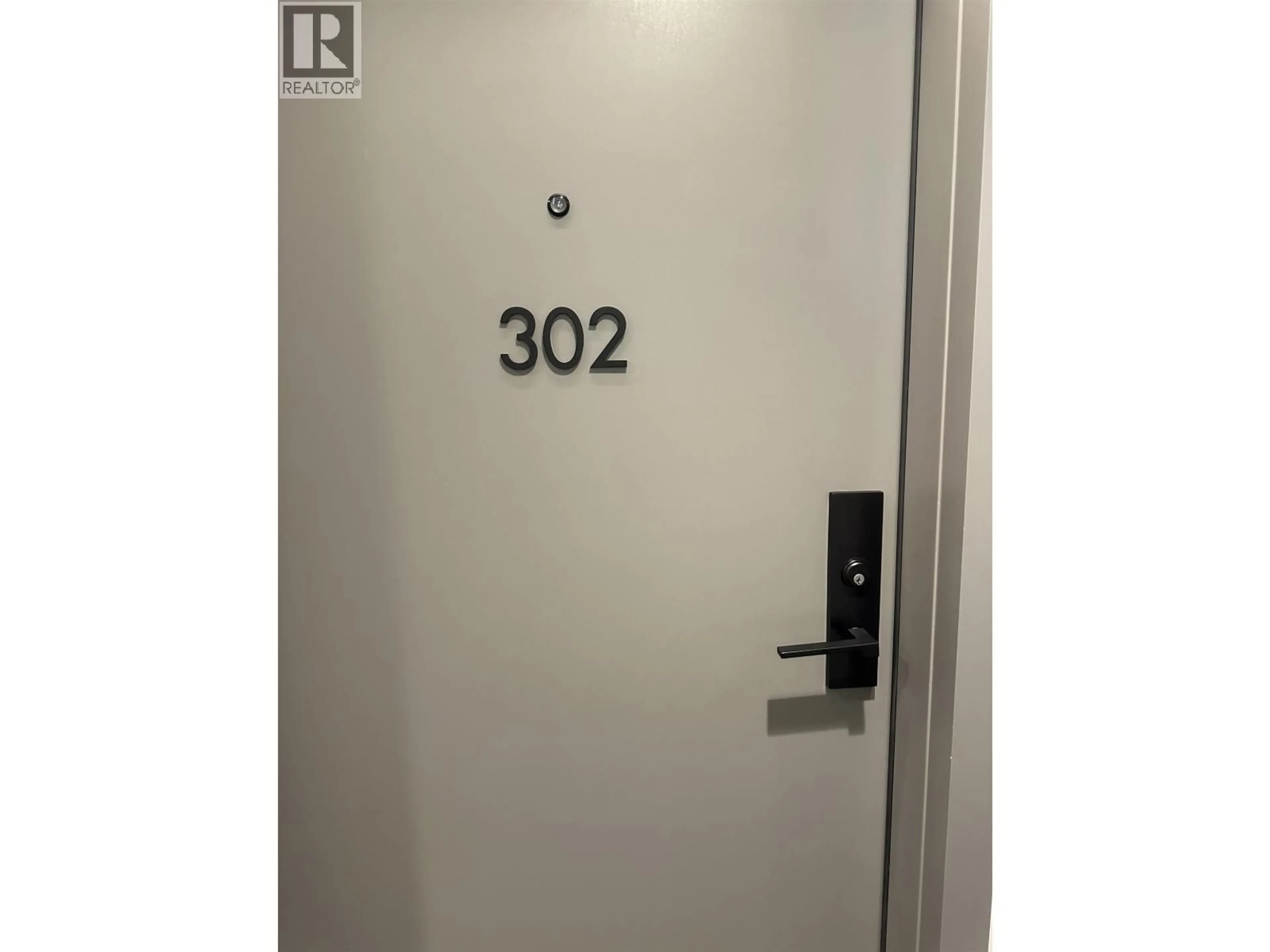 A pic of a room for 302 - 567 EMERSON STREET, Coquitlam British Columbia V3J0M8