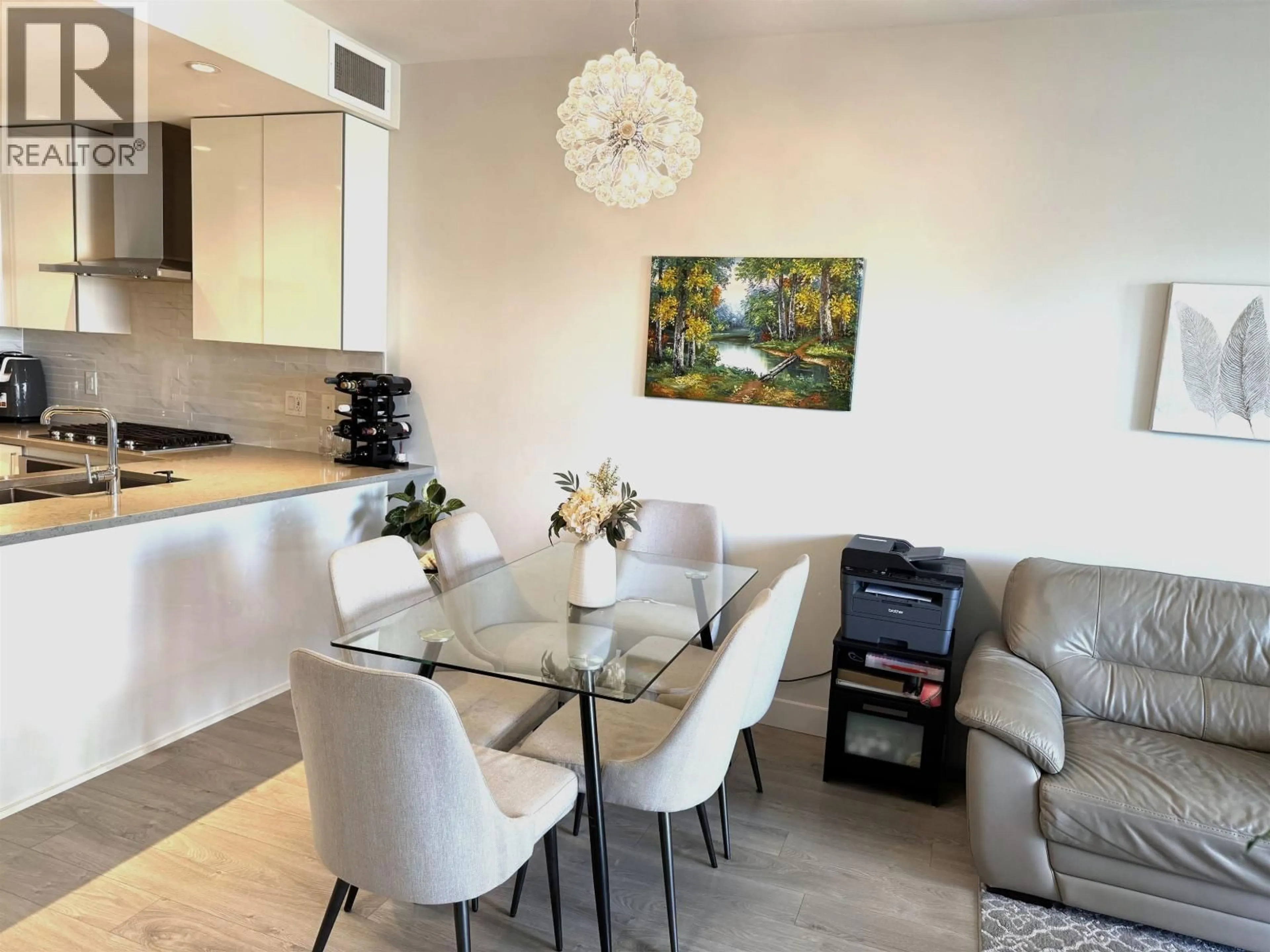 Unknown for 401 - 1788 GILMORE AVENUE, Burnaby British Columbia V5C0L5