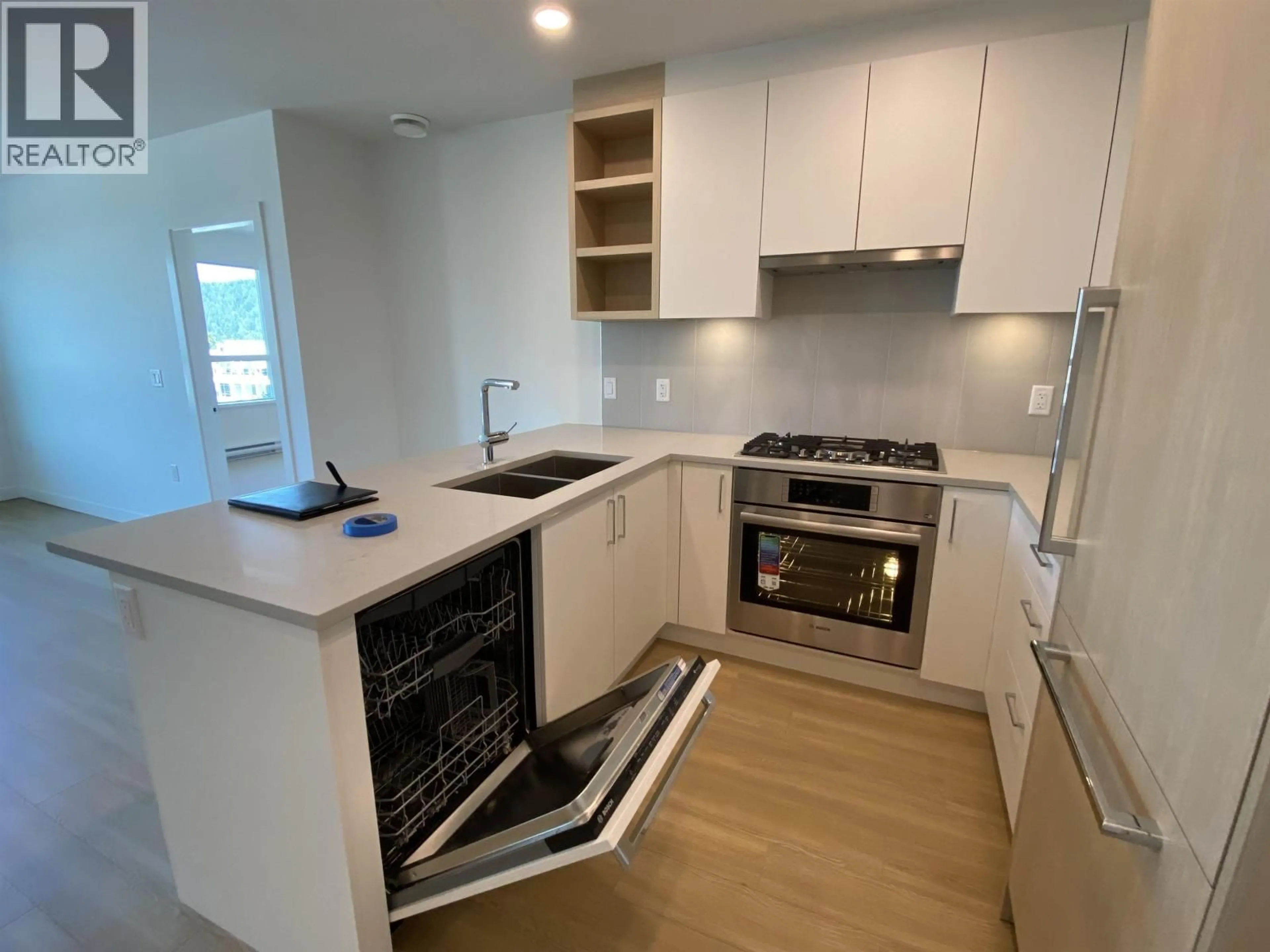 Unknown for 604 - 723 GROVER AVENUE, Coquitlam British Columbia V3J0L9