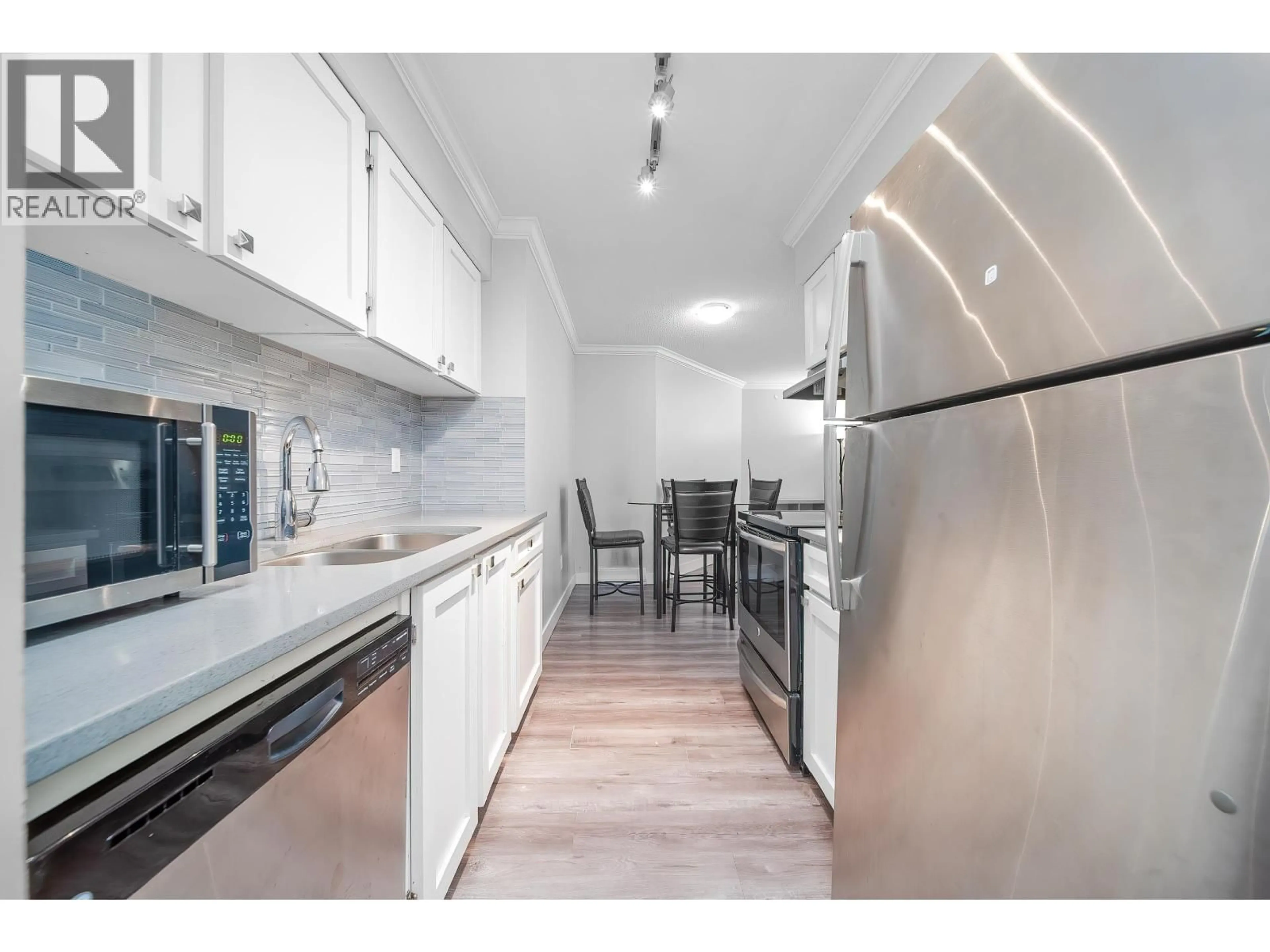Unknown for 114 - 6655 LYNAS LANE, Richmond British Columbia V7C3K8