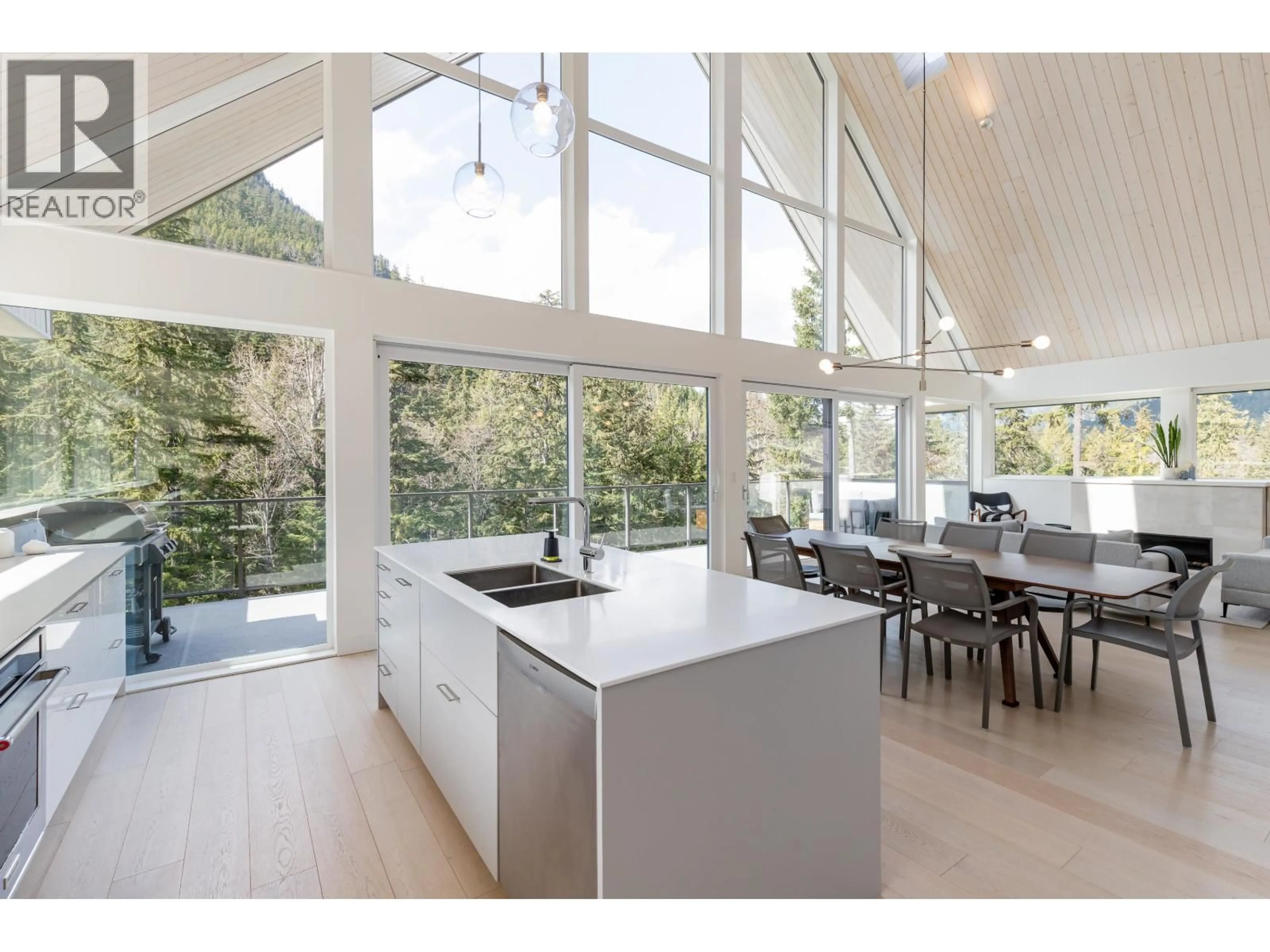 Open concept kitchen, unknown for 9111 RIVERSIDE DRIVE, Whistler British Columbia V0N1B9