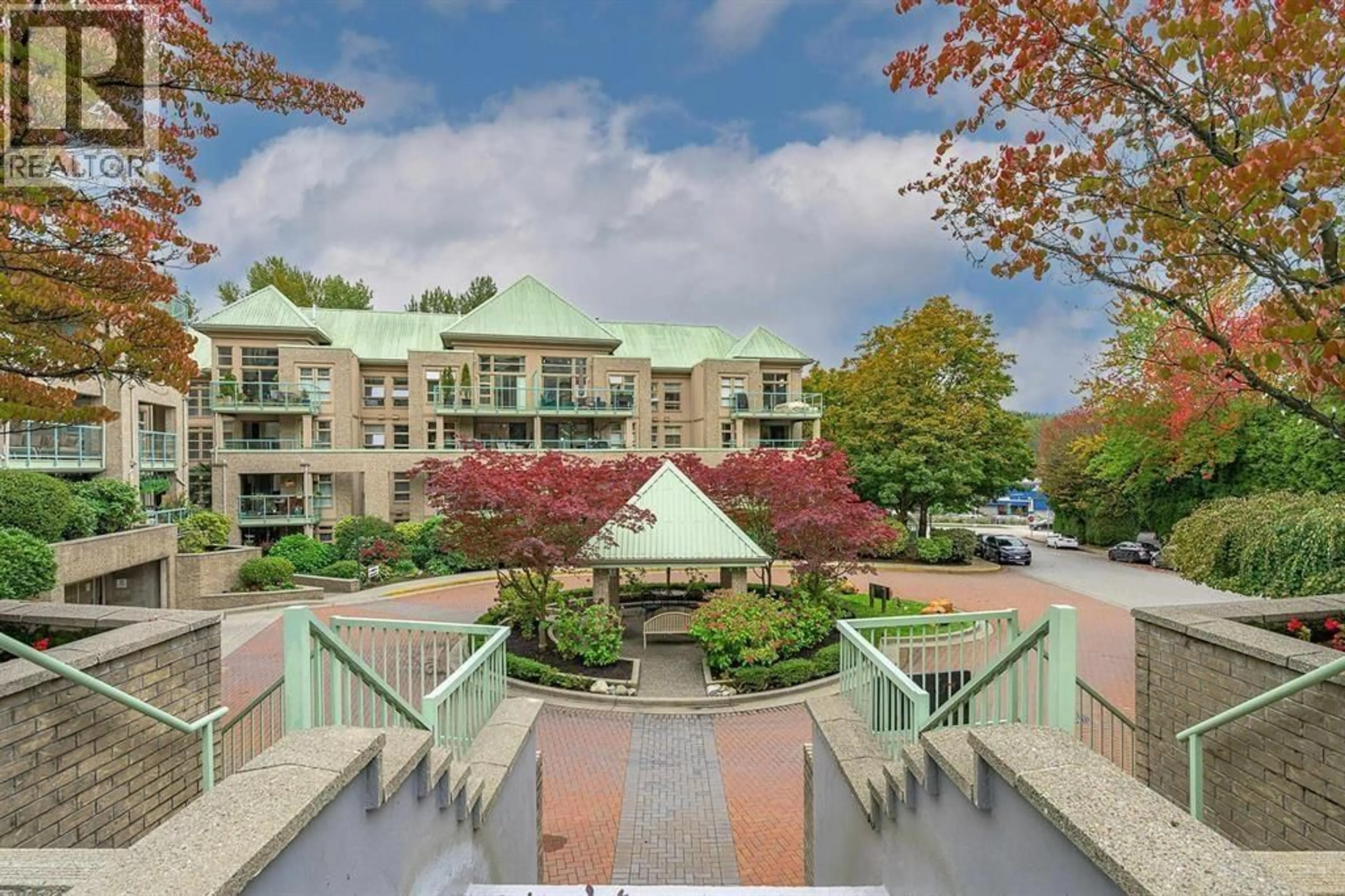 Patio, mountain view for 316 - 301 MAUDE ROAD, Port Moody British Columbia V3H5B1