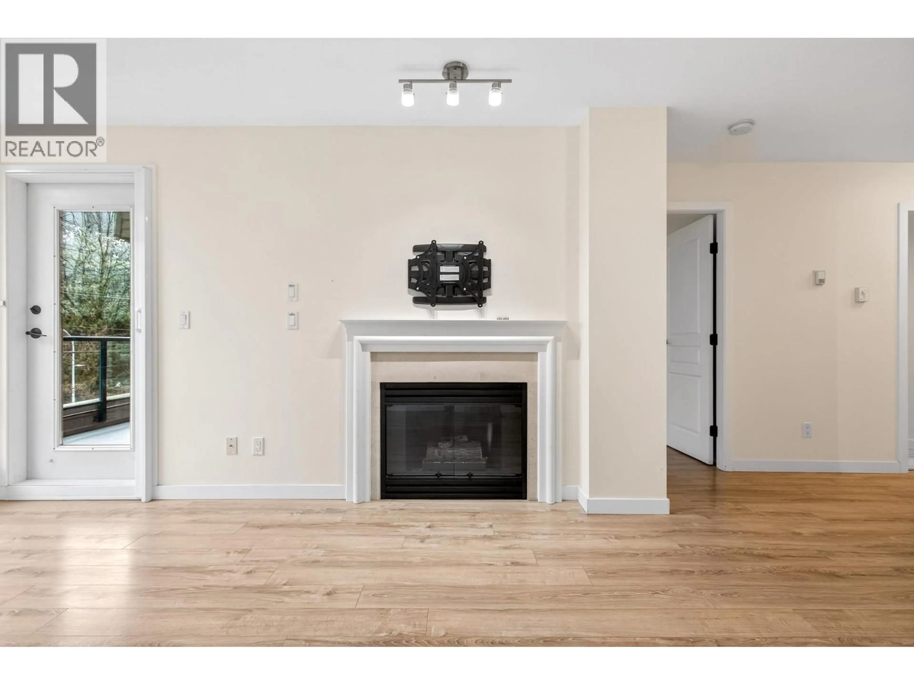 Unknown for 216 - 5800 ANDREWS ROAD, Richmond British Columbia V7E6M2