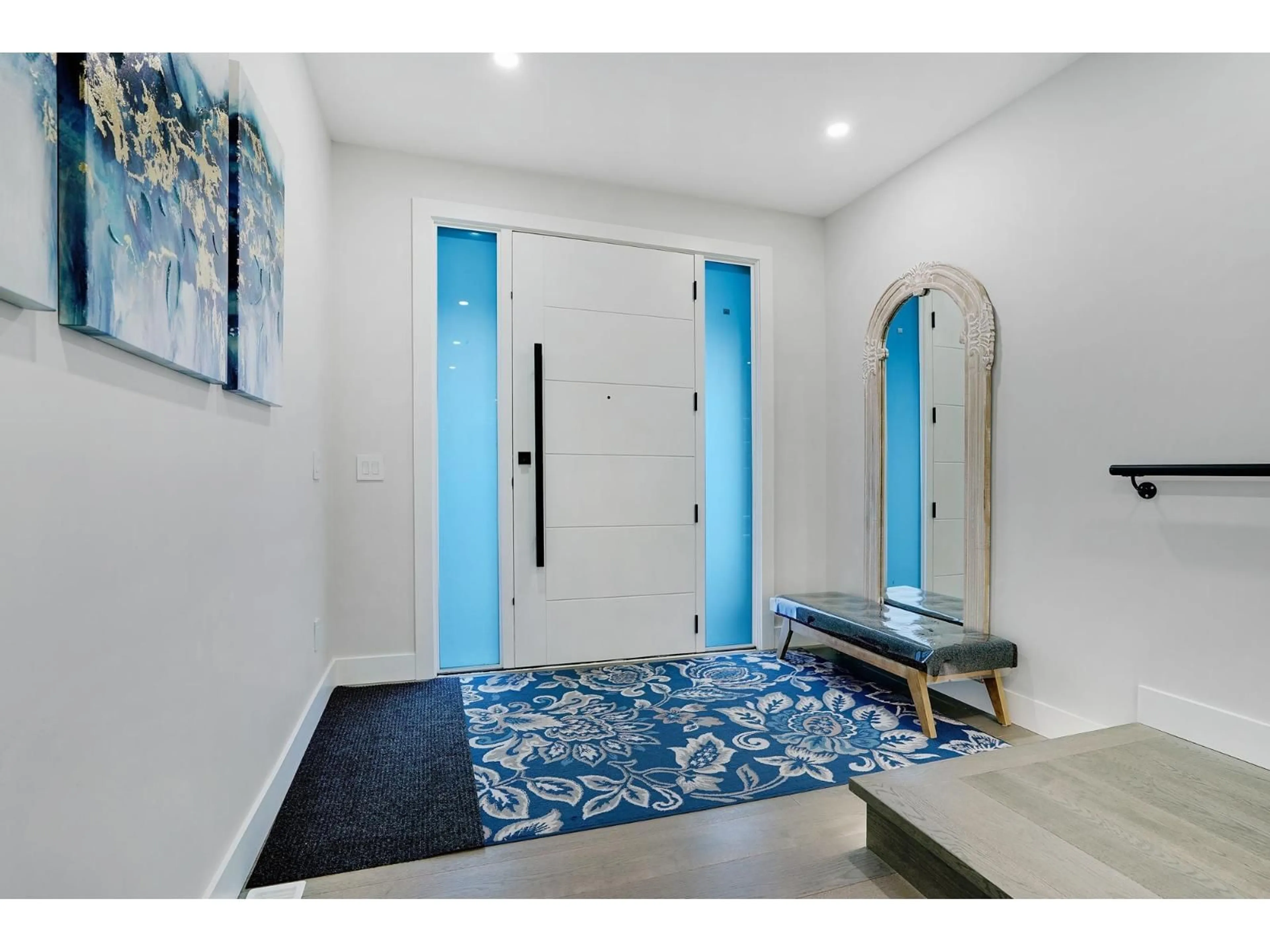 Indoor entryway for 18 - 4581 SUMAS MOUNTAIN ROAD, Abbotsford British Columbia V3G0H3