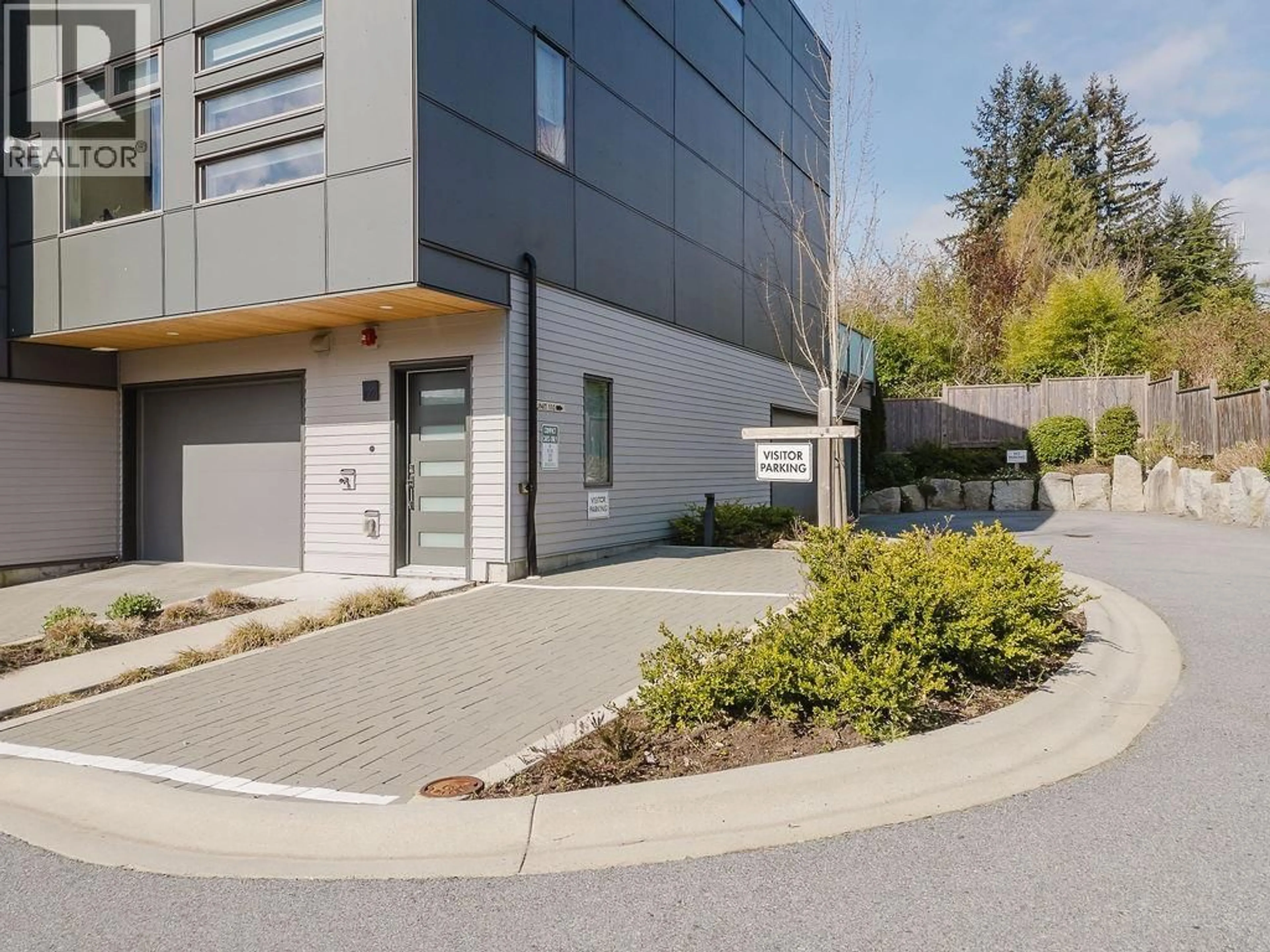 A pic from outside/outdoor area/front of a property/back of a property/a pic from drone, street for 109 - 736 GIBSONS WAY, Gibsons British Columbia V0N1V9