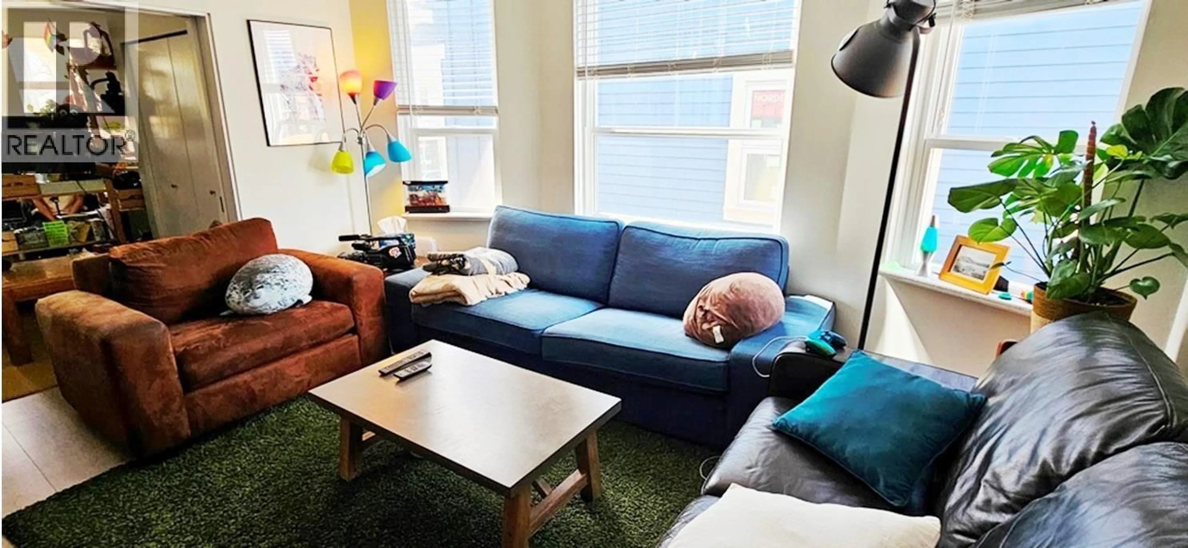 Living room with furniture, unknown for 1745 GRAVELEY STREET, Vancouver British Columbia V5L3A9