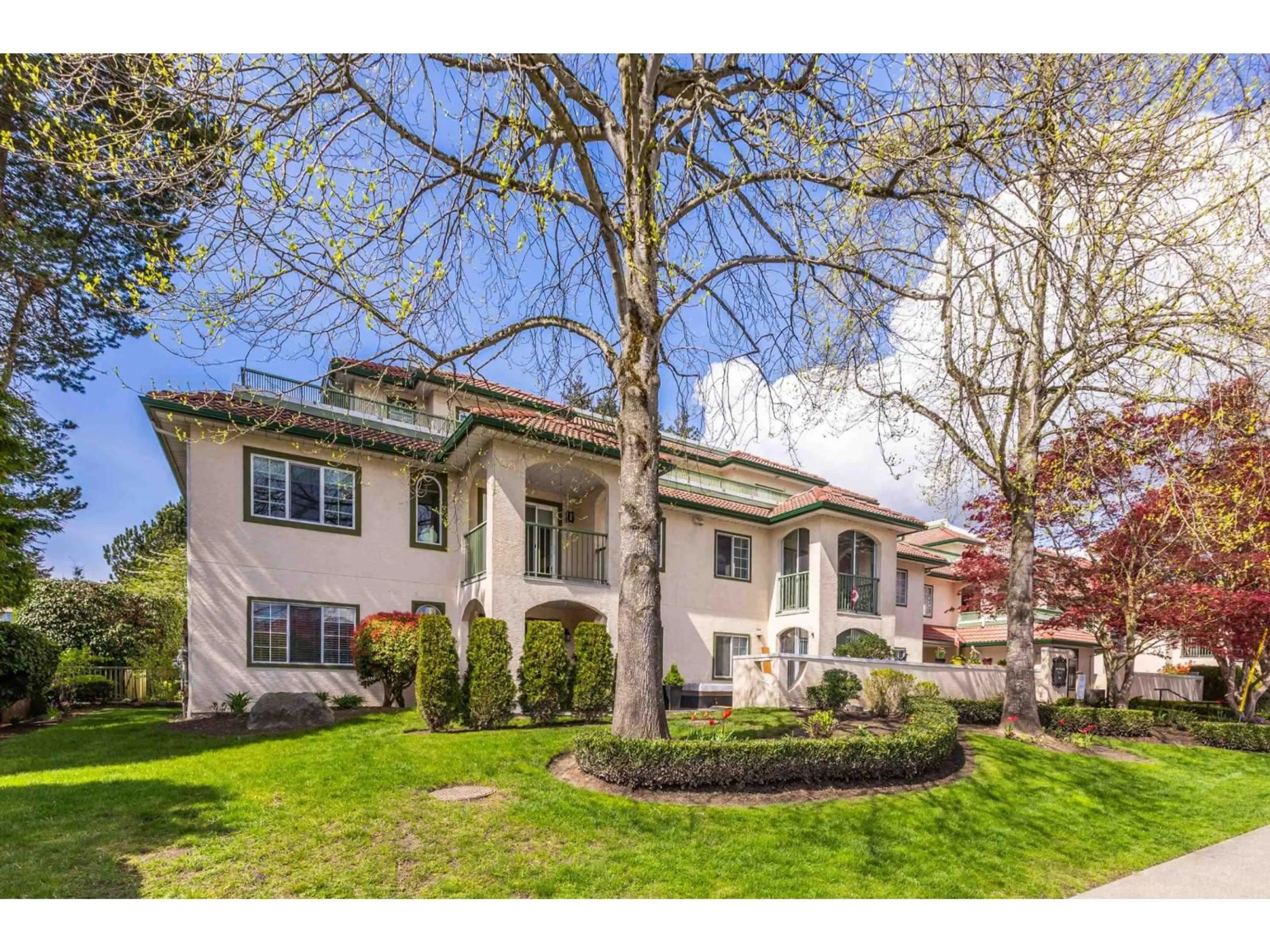 Unknown for 206 - 1447 BEST STREET, White Rock British Columbia V4B4E5