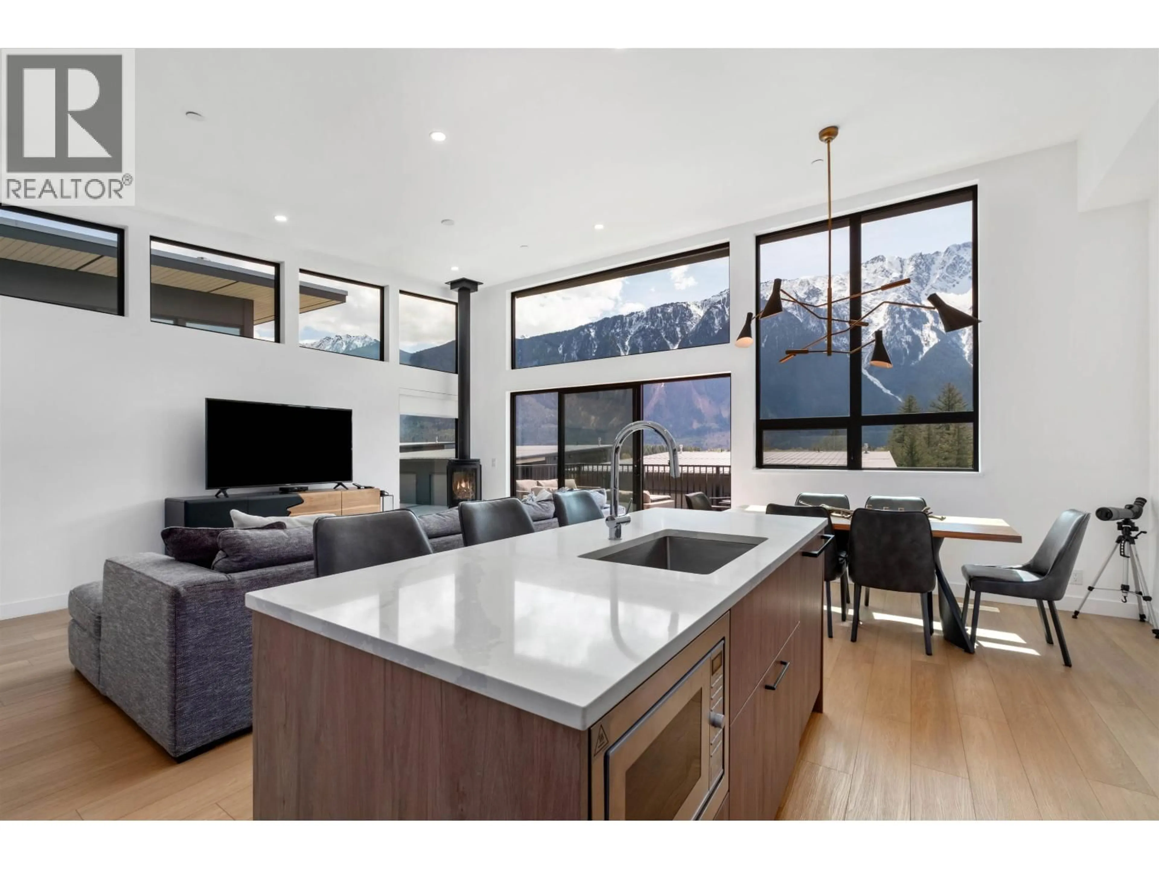 Open concept kitchen, unknown for 41 - 4000 SUNSTONE WAY, Pemberton British Columbia V0N2L3