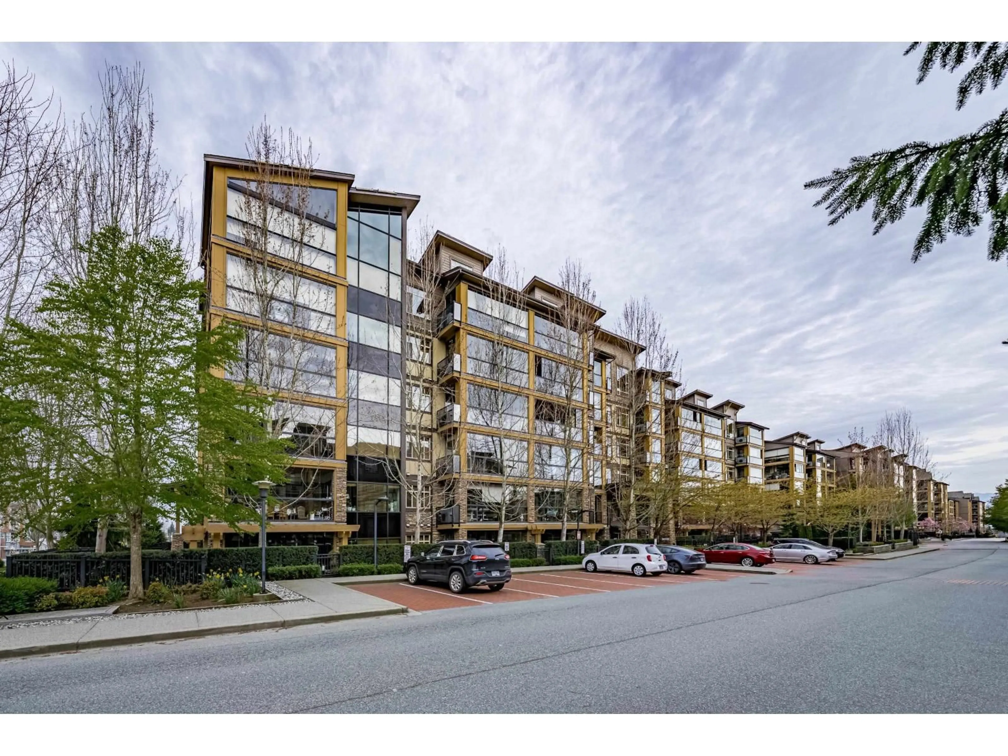 Indoor foyer for 310 - 8067 207 STREET, Langley British Columbia V2Y0P1