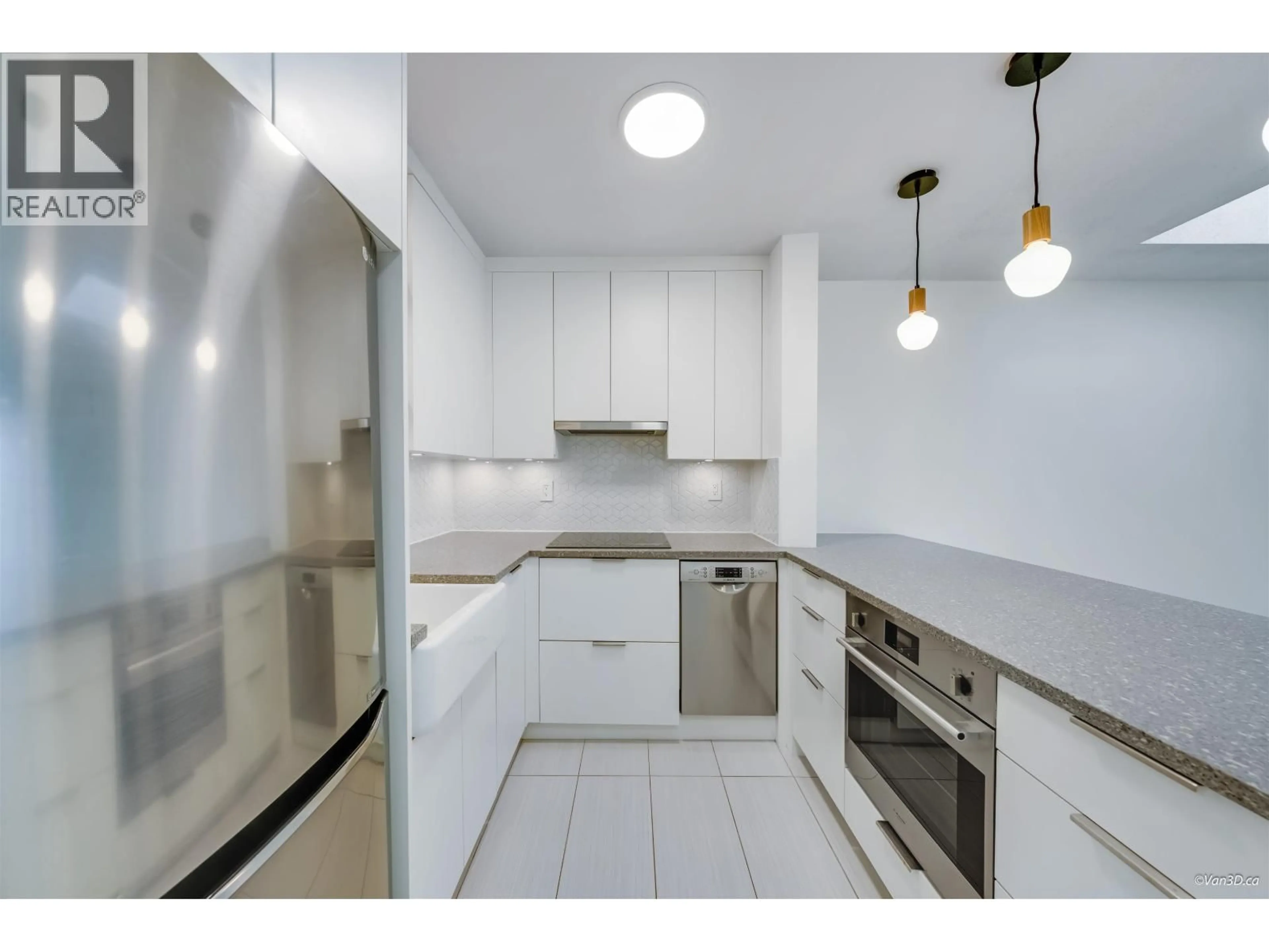 Standard kitchen, unknown for 303 - 1545 2ND AVENUE, Vancouver British Columbia V5N1C8