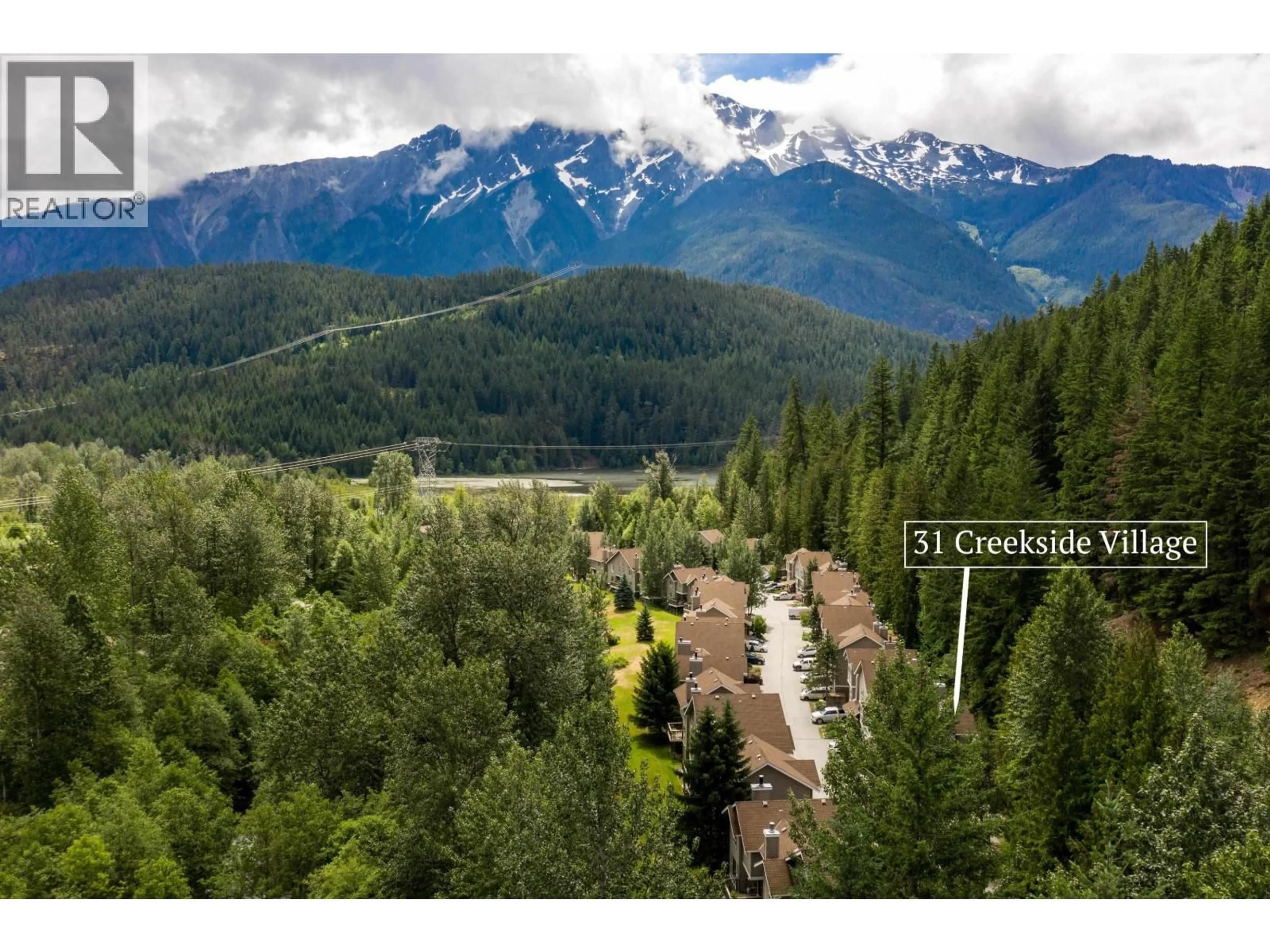 A pic from outside/outdoor area/front of a property/back of a property/a pic from drone, mountain view for 31 - 1400 PARK STREET, Pemberton British Columbia V0N2L1