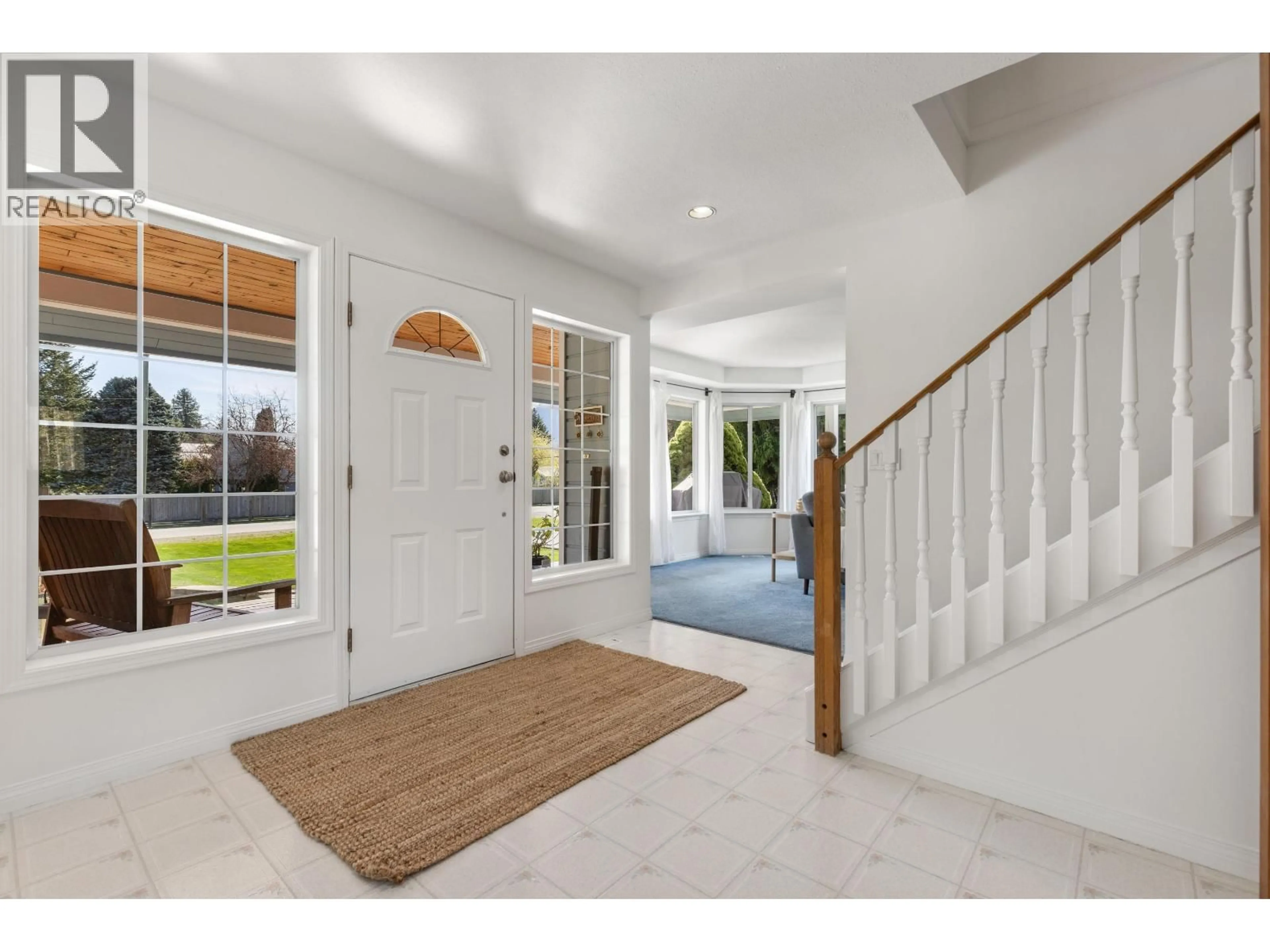 Indoor entryway for 7569 OBERSON ROAD, Pemberton British Columbia V0N2L0