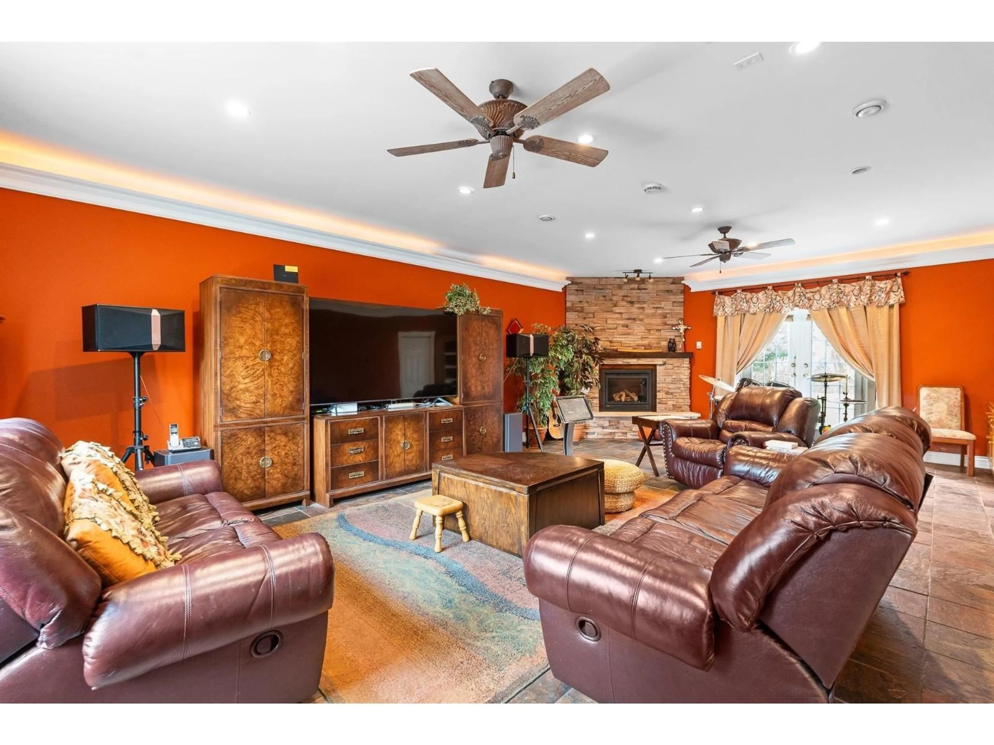 Living room with furniture, ceramic/tile floor for 8097 198A STREET, Langley British Columbia V2Y1Y3