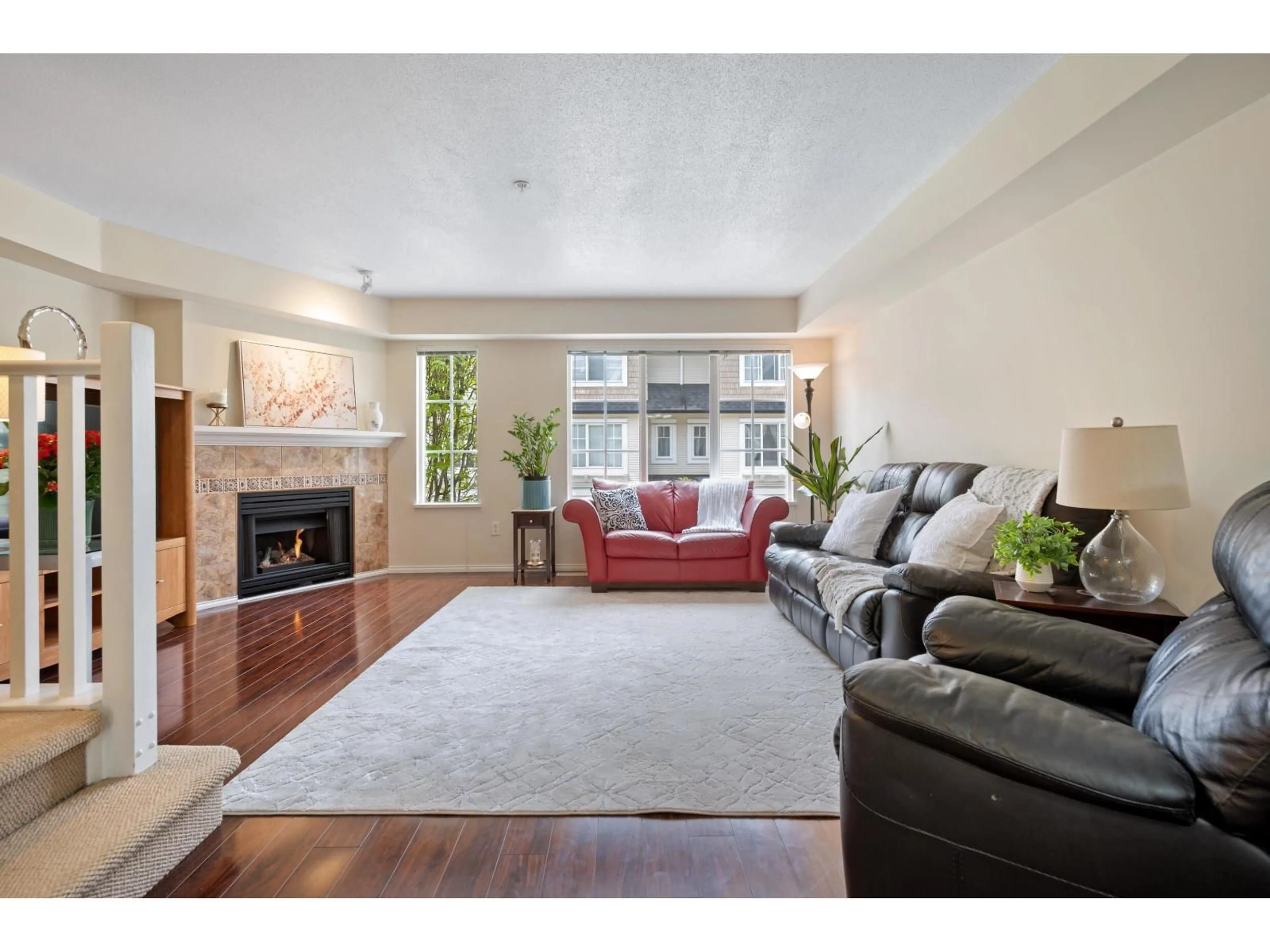 Living room with furniture, unknown for 67 - 20560 66 AVENUE, Langley British Columbia V2Y2Y8