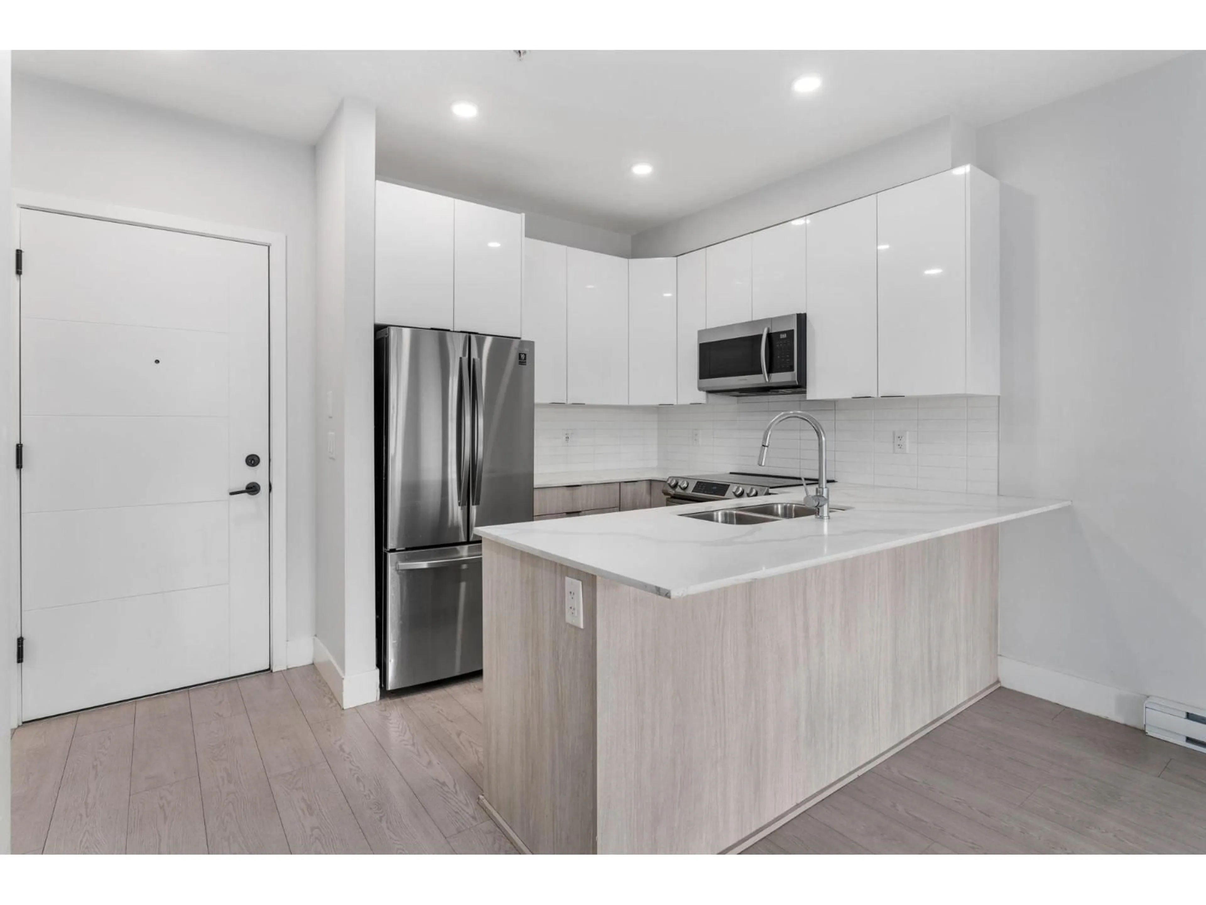 Unknown for 309 - 5486 199A STREET, Langley British Columbia V3A0N6