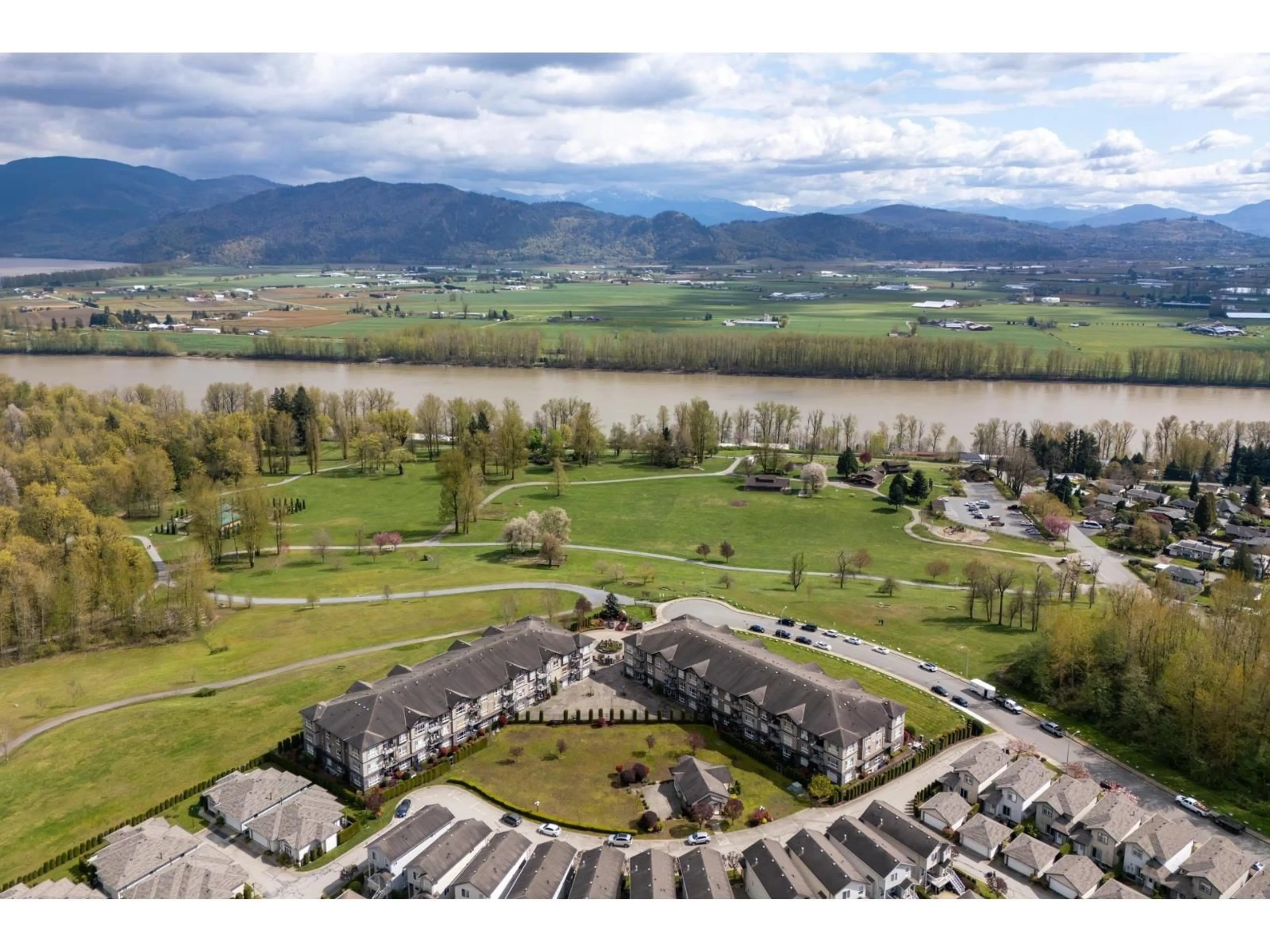 A pic from outside/outdoor area/front of a property/back of a property/a pic from drone, mountain view for A119 - 33755 7 AVENUE, Mission British Columbia V2V0A4