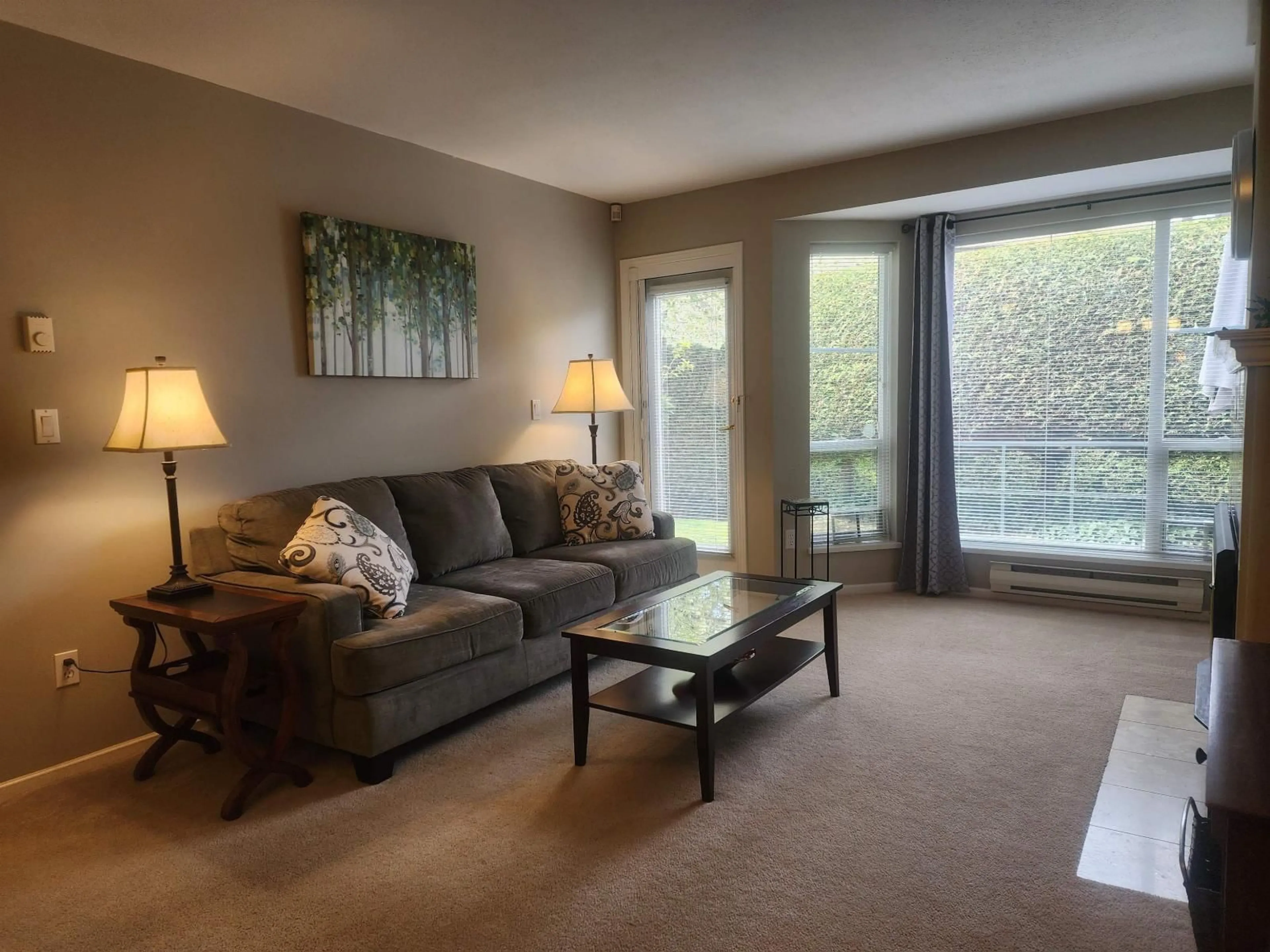 Living room with furniture, unknown for 12 - 7127 124 STREET, Surrey British Columbia V3W3W9