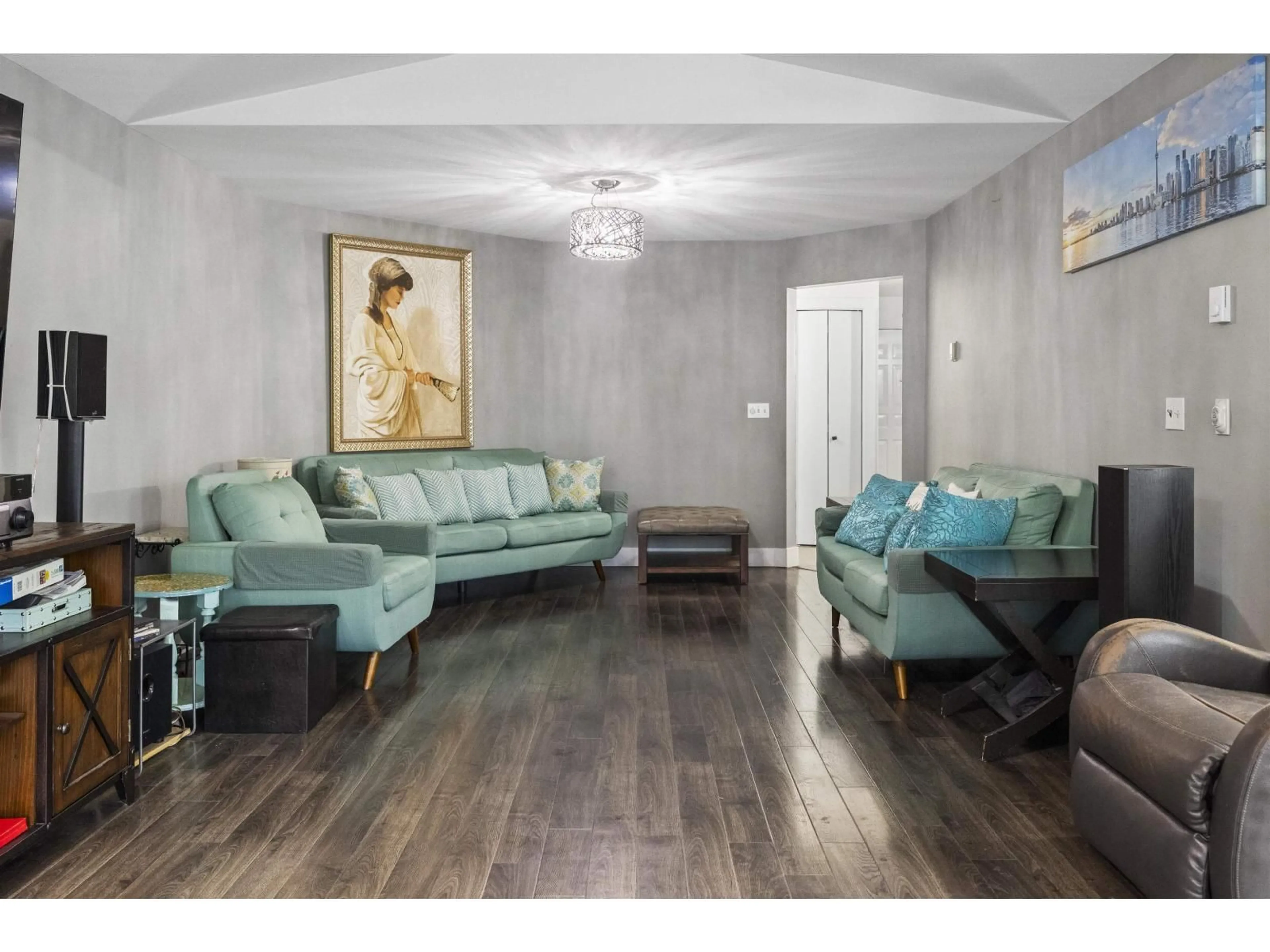 Living room with furniture, unknown for 213 - 7156 121 STREET, Surrey British Columbia V3W0J6