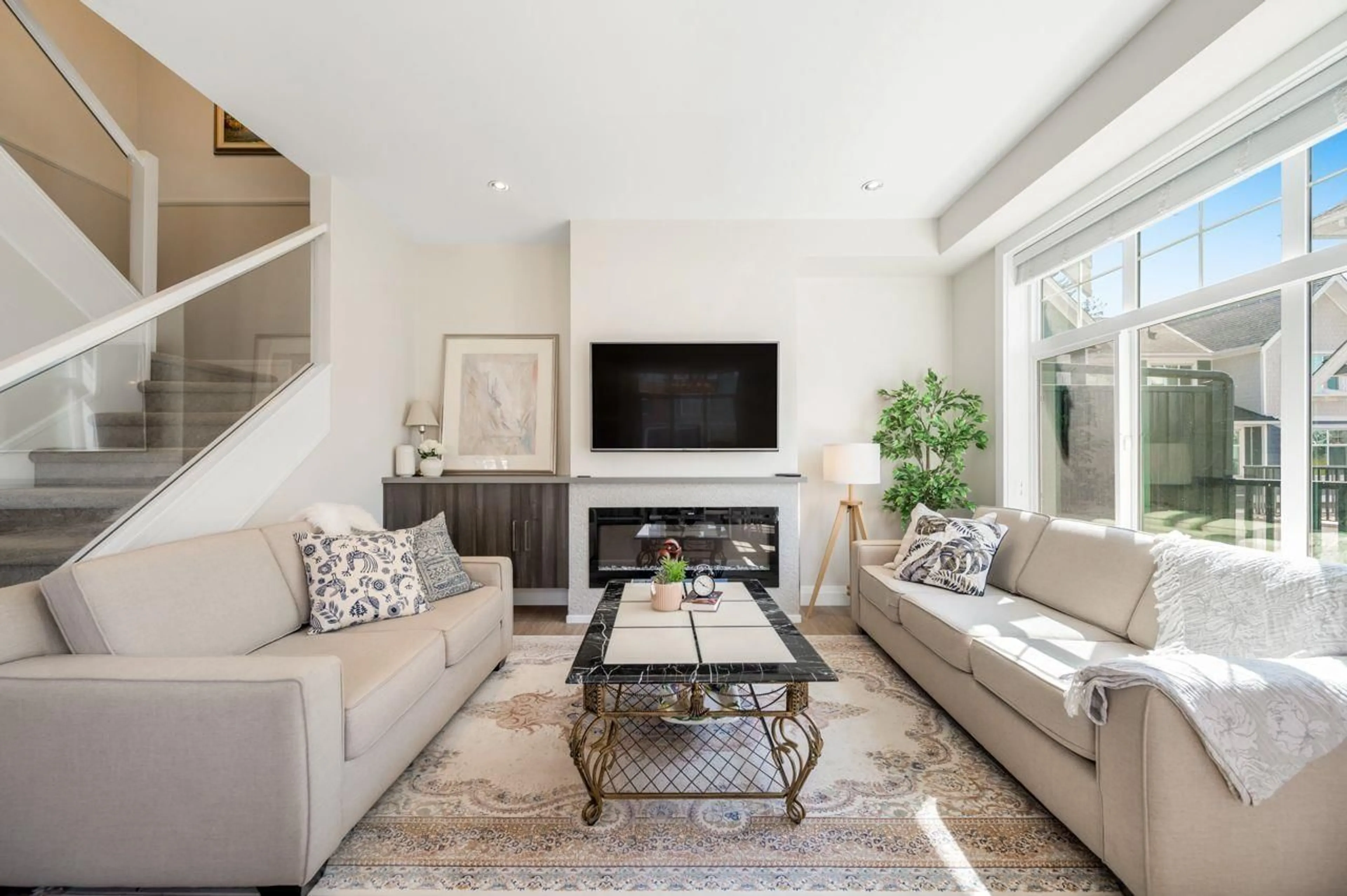 Living room with furniture, unknown for 12 - 2239 164A STREET, Surrey British Columbia V3Z0V1