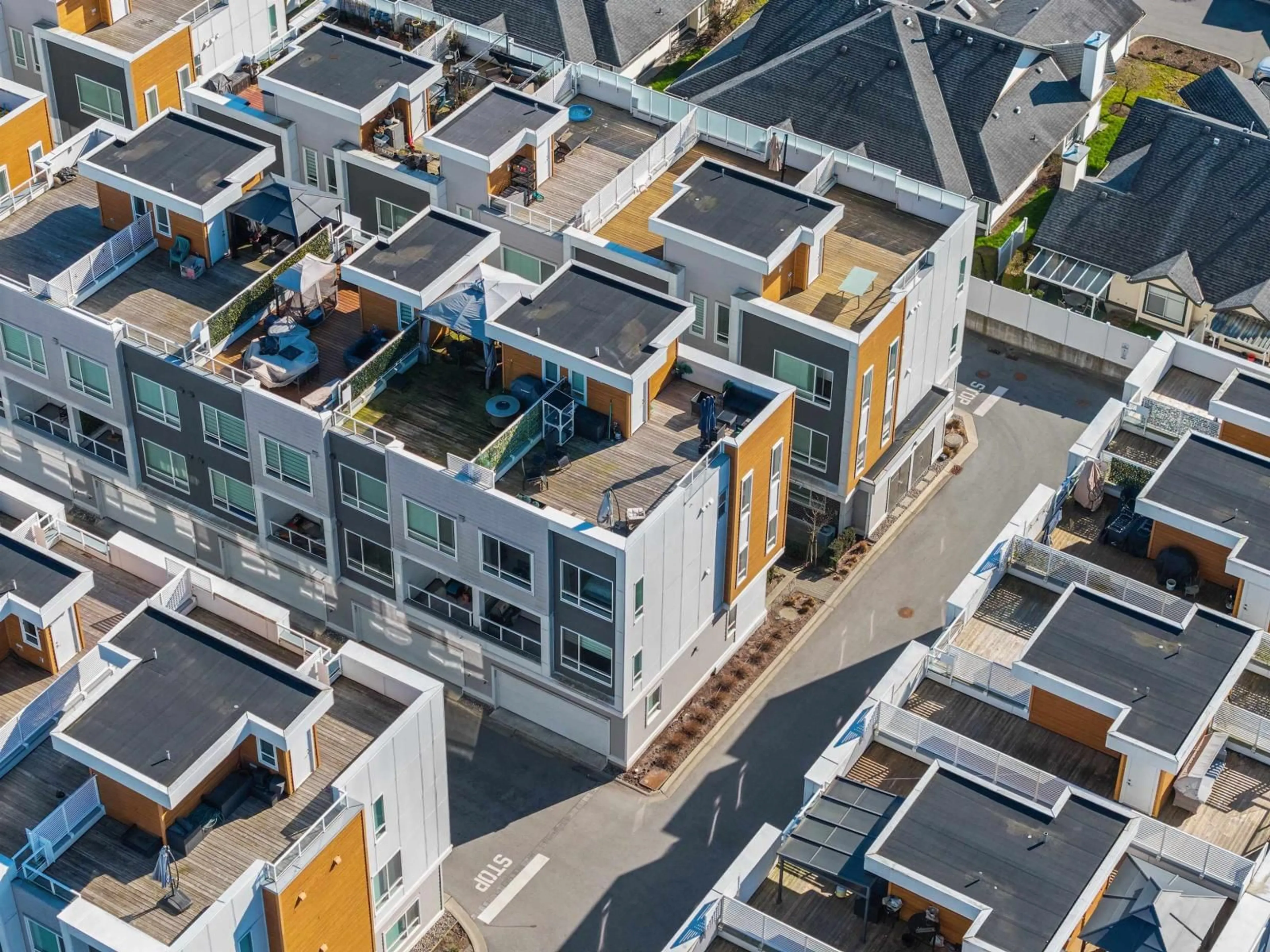 A pic from outside/outdoor area/front of a property/back of a property/a pic from drone, street for 22 - 19628 55A AVENUE, Langley British Columbia V3A0M6